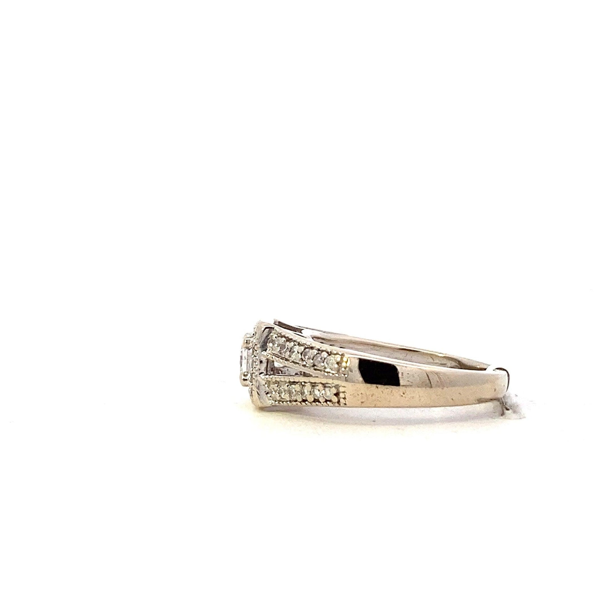10K White Gold Women's Diamond Ring - 0.36ct - ipawnishop.com