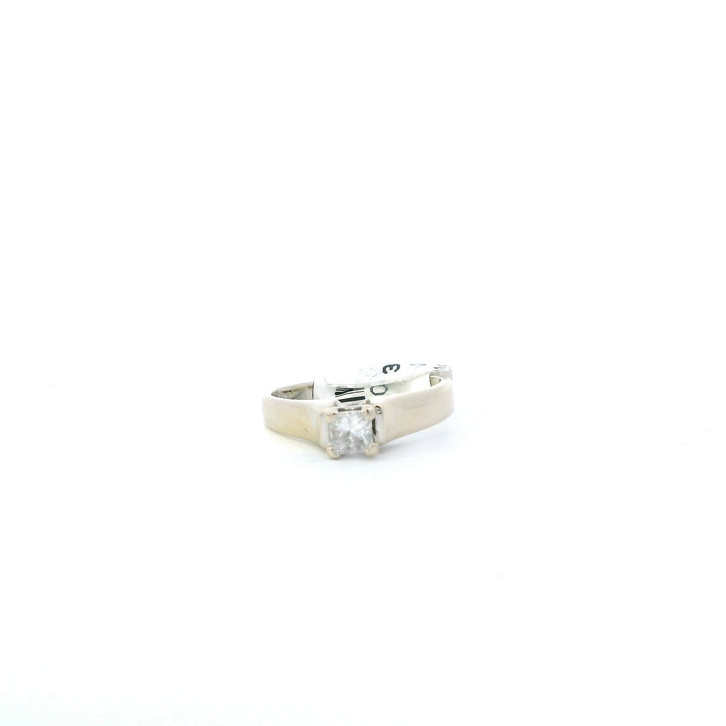 14K White Gold Solitaire Diamond Womens Ring - 0.30ct