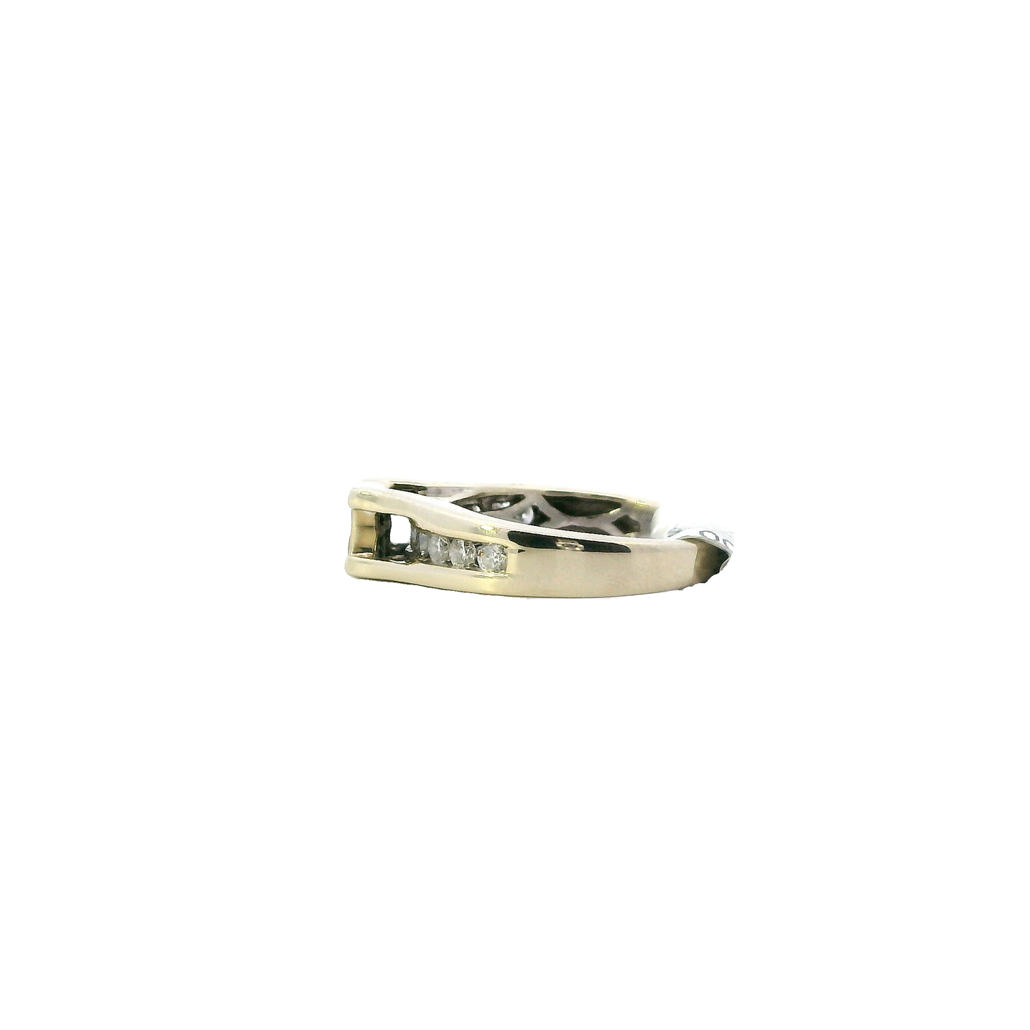 14K White Gold Diamond Ring - 0.82ct