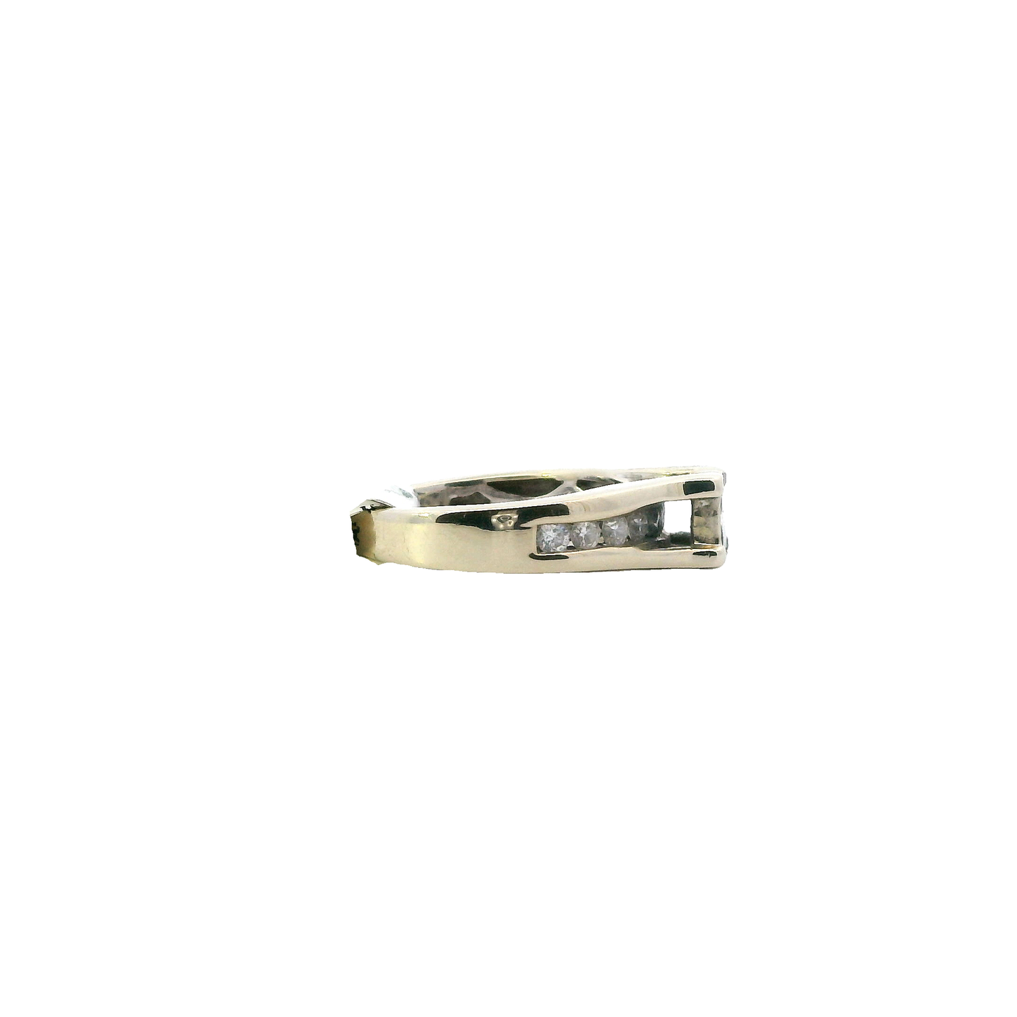 14K White Gold Diamond Ring - 0.82ct