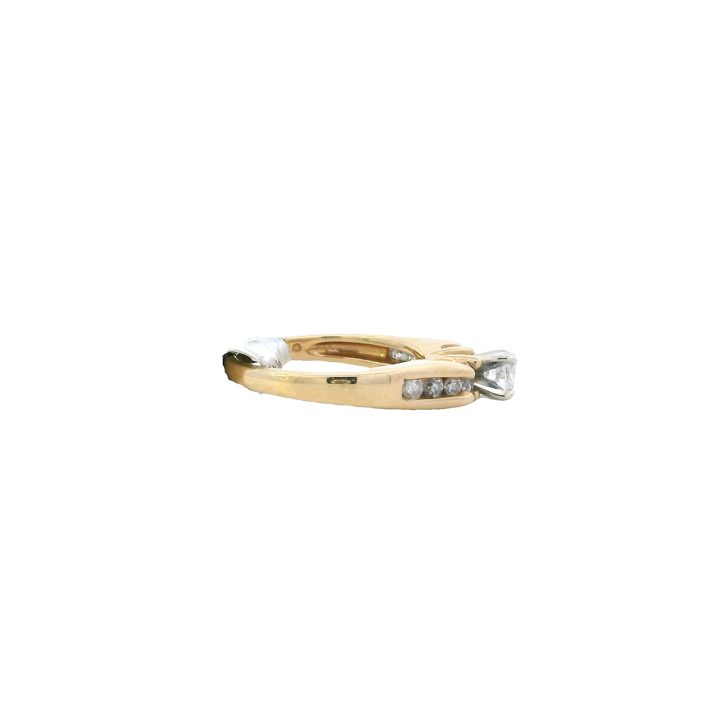 14K Yellow Gold Diamond Ring - 0.64ct