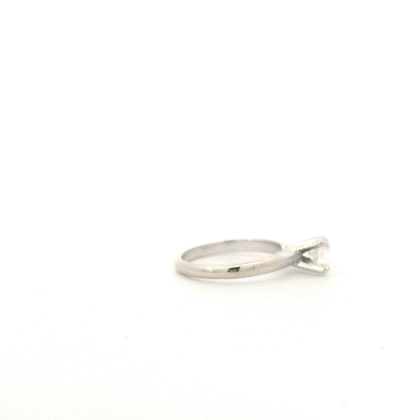 14K White Gold Solitaire Diamond Ring - 0.80ct