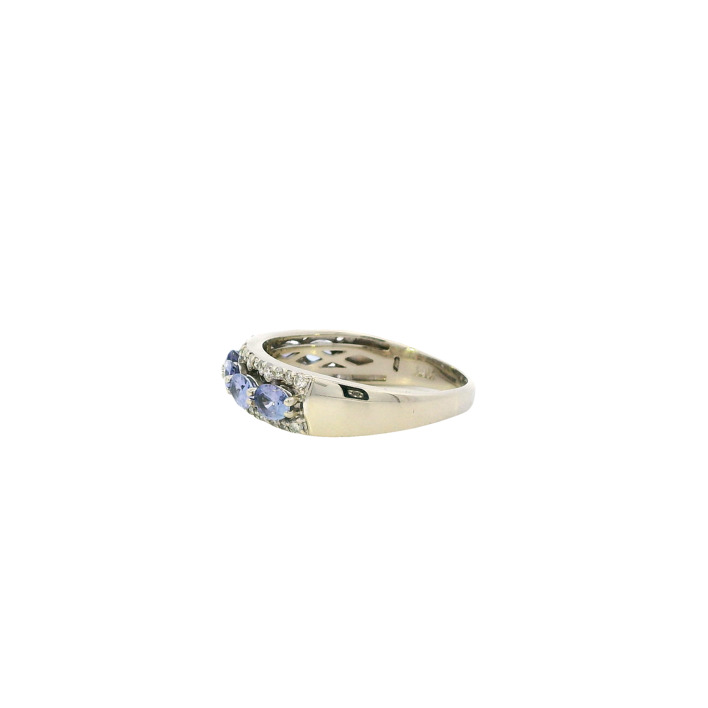 14K White Gold Tanzanite & Diamond Ring - 0.37ct