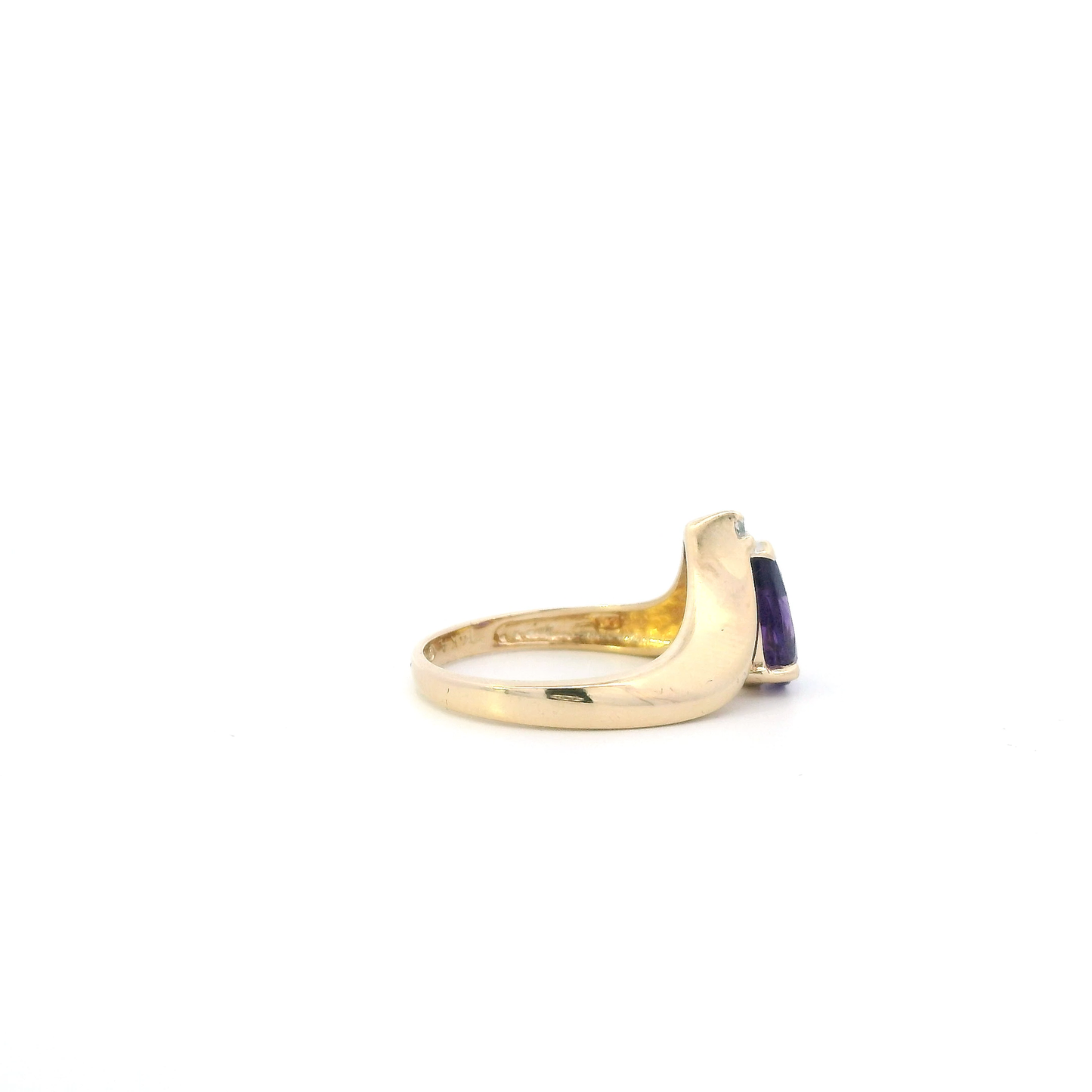 14K Yellow Gold Amethyst & Diamond Women's Ring - 0.02ct