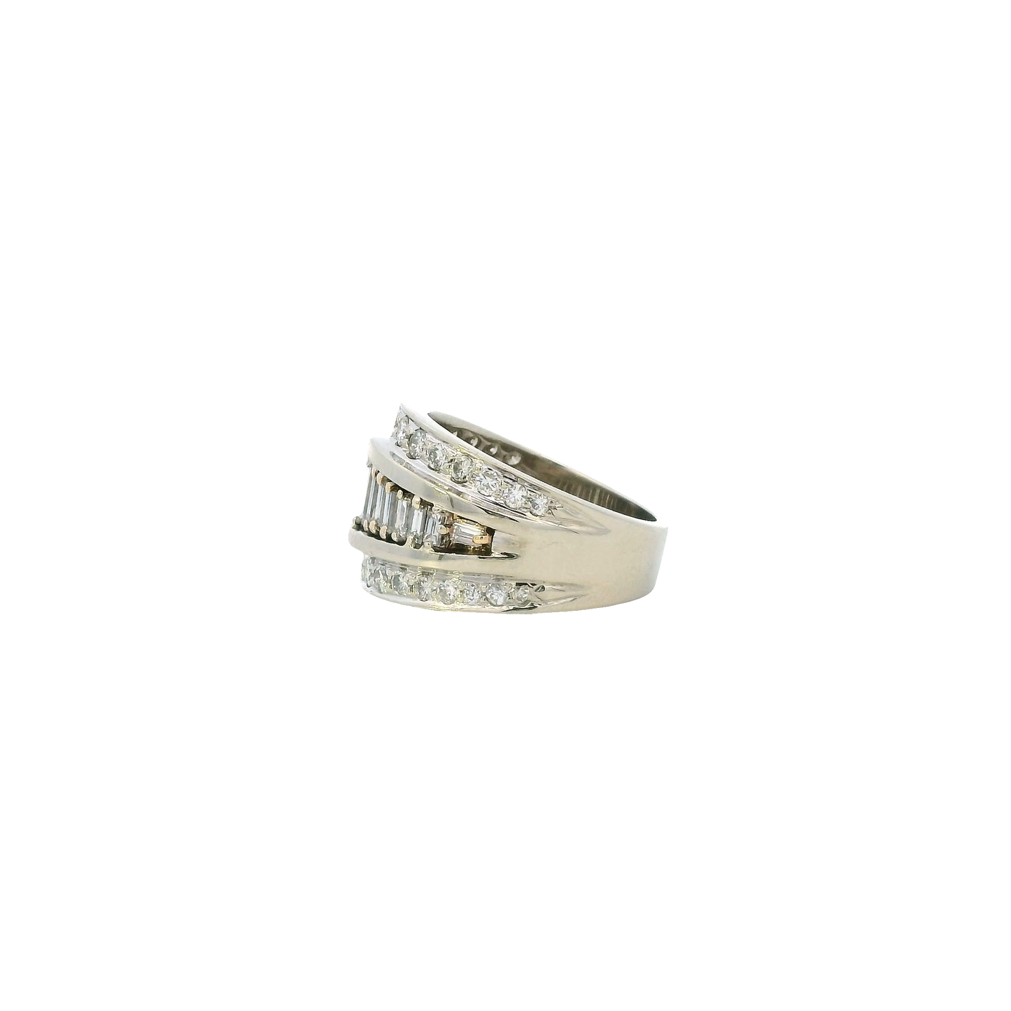 14K White Gold Diamond Women's Ring - 0.80ct