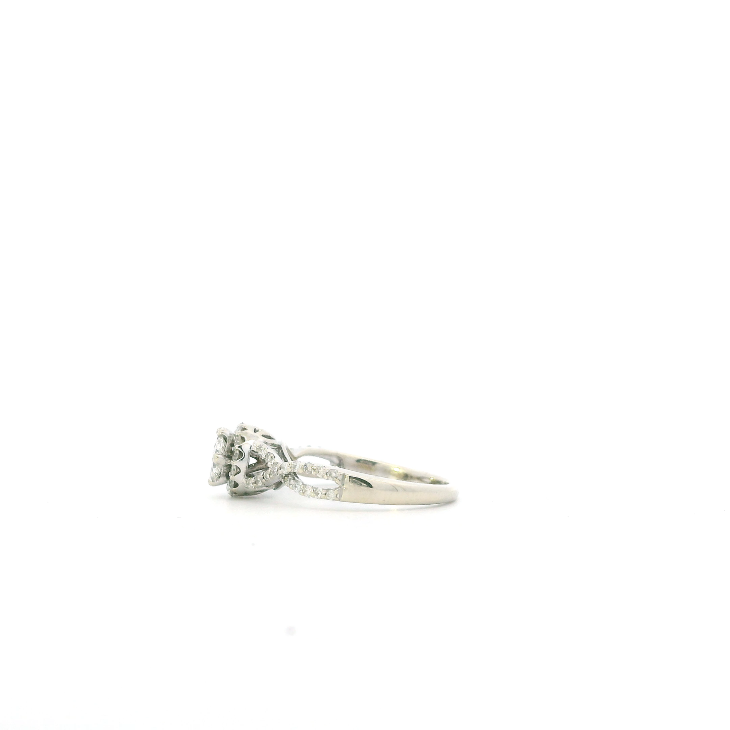 14K White Gold Diamond Women's Ring - 0.47ct
