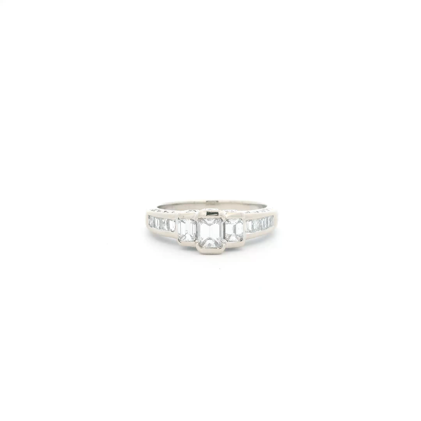 14K White Gold Diamond Women's Ring - 1.18ct