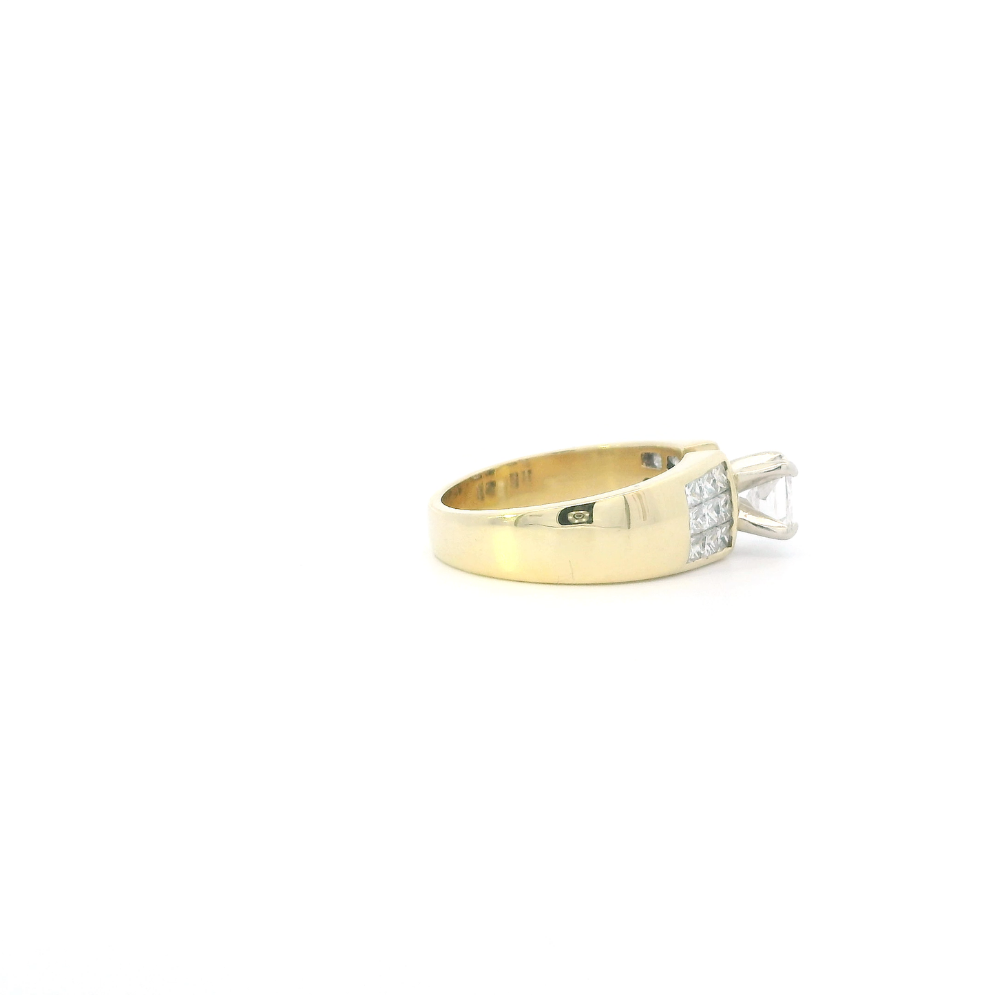 18K Yellow Gold Diamonds Womens Ring - 1.53ct