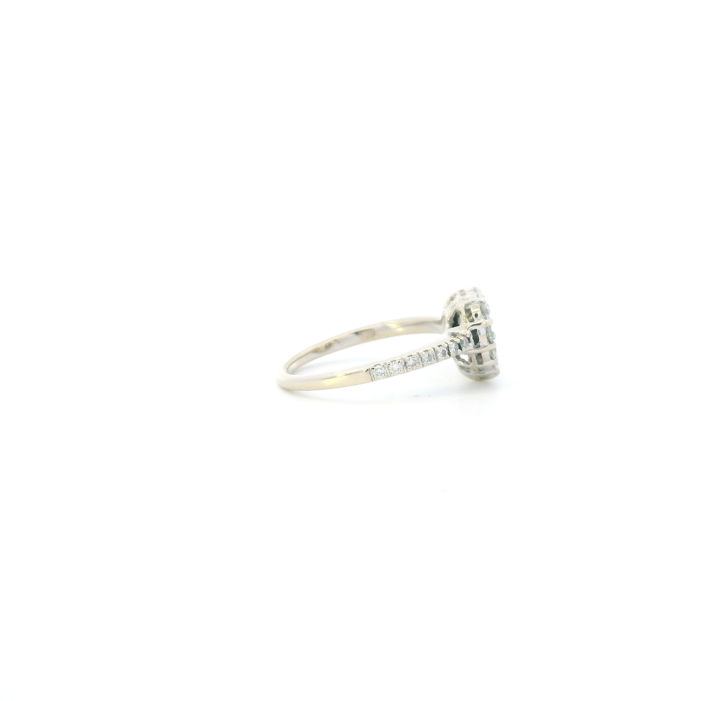 18K White Gold Diamond Women Heart Ring - 0.62ct
