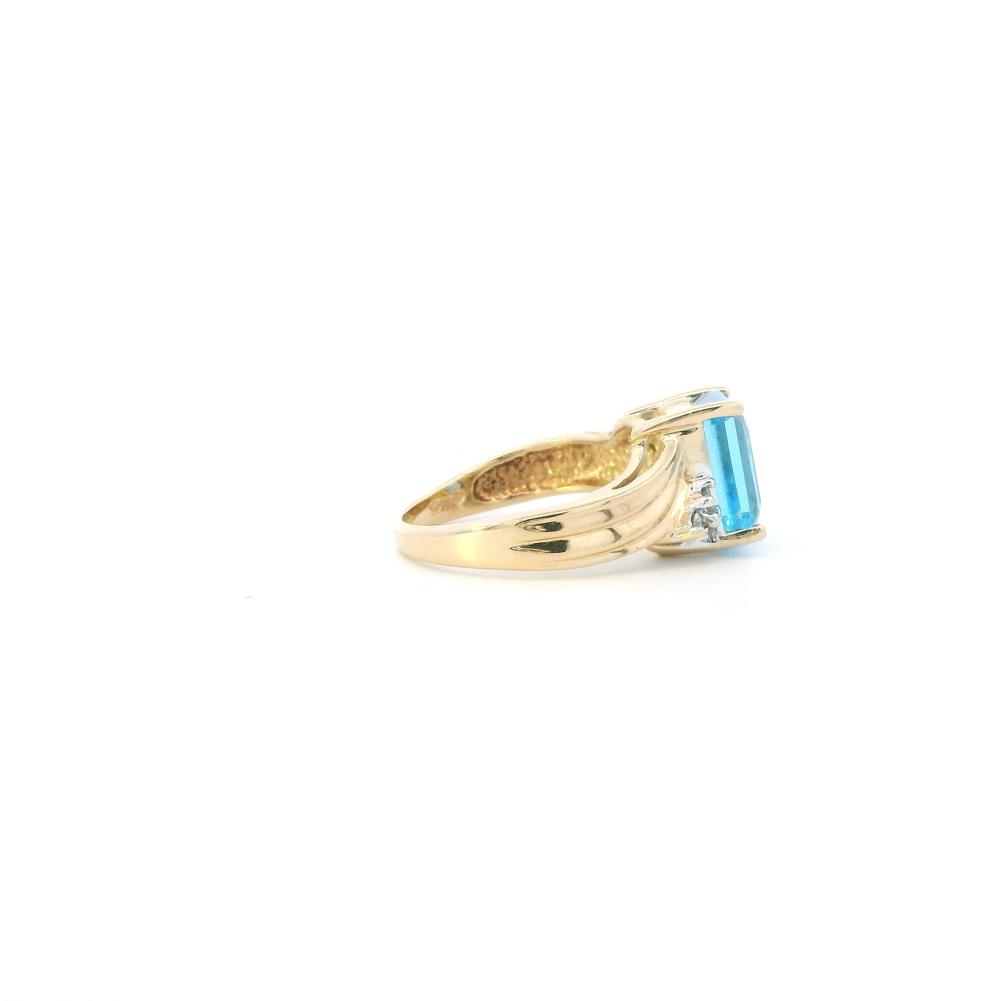 14K Yellow Gold Blue Topaz & Diamond Womens Ring - 0.09ct