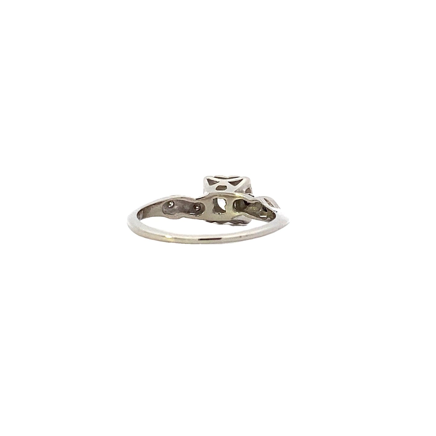 14K White Gold Diamond Women's Ring - 0.19ct