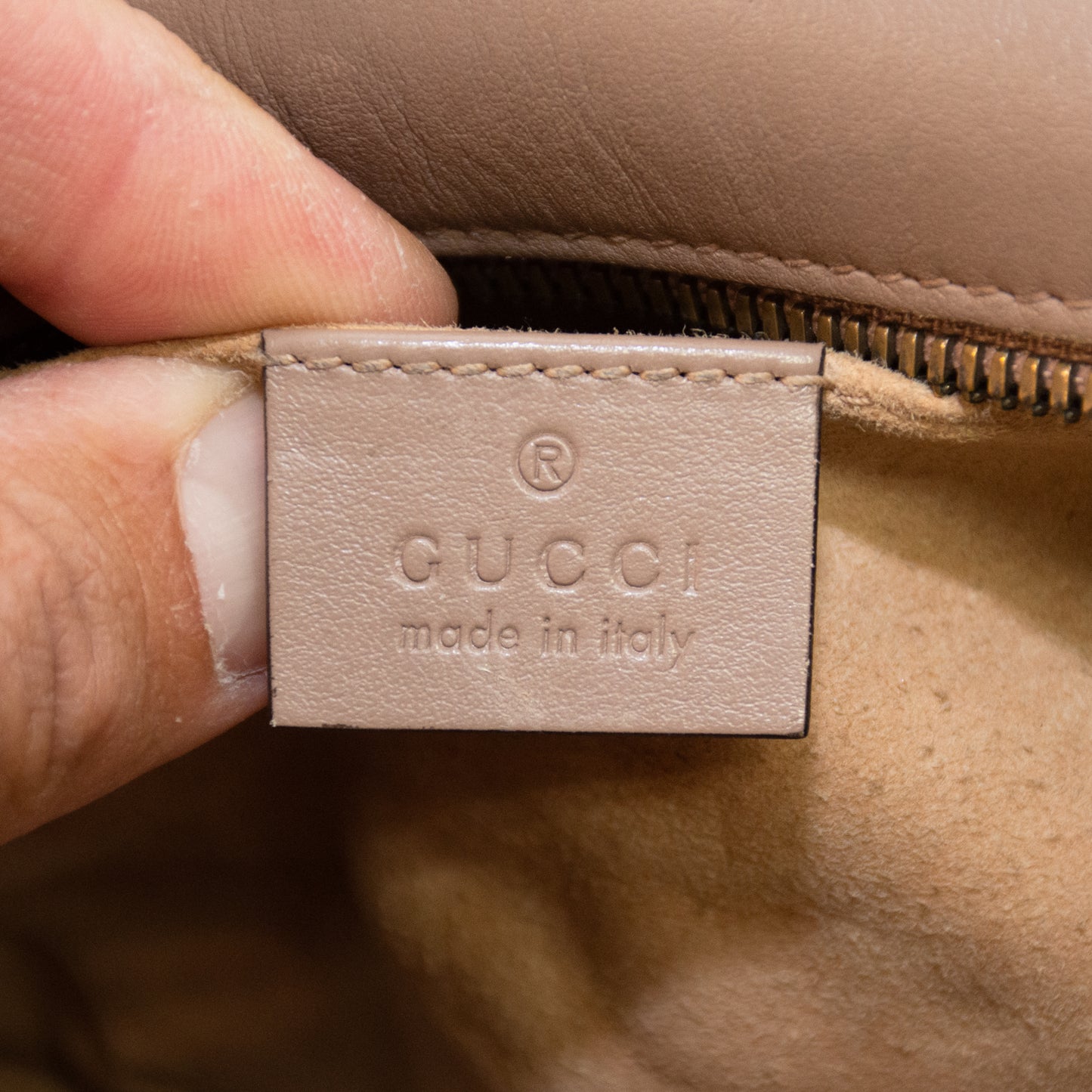 Gucci GG Marmont Cross Body Bag - 447632