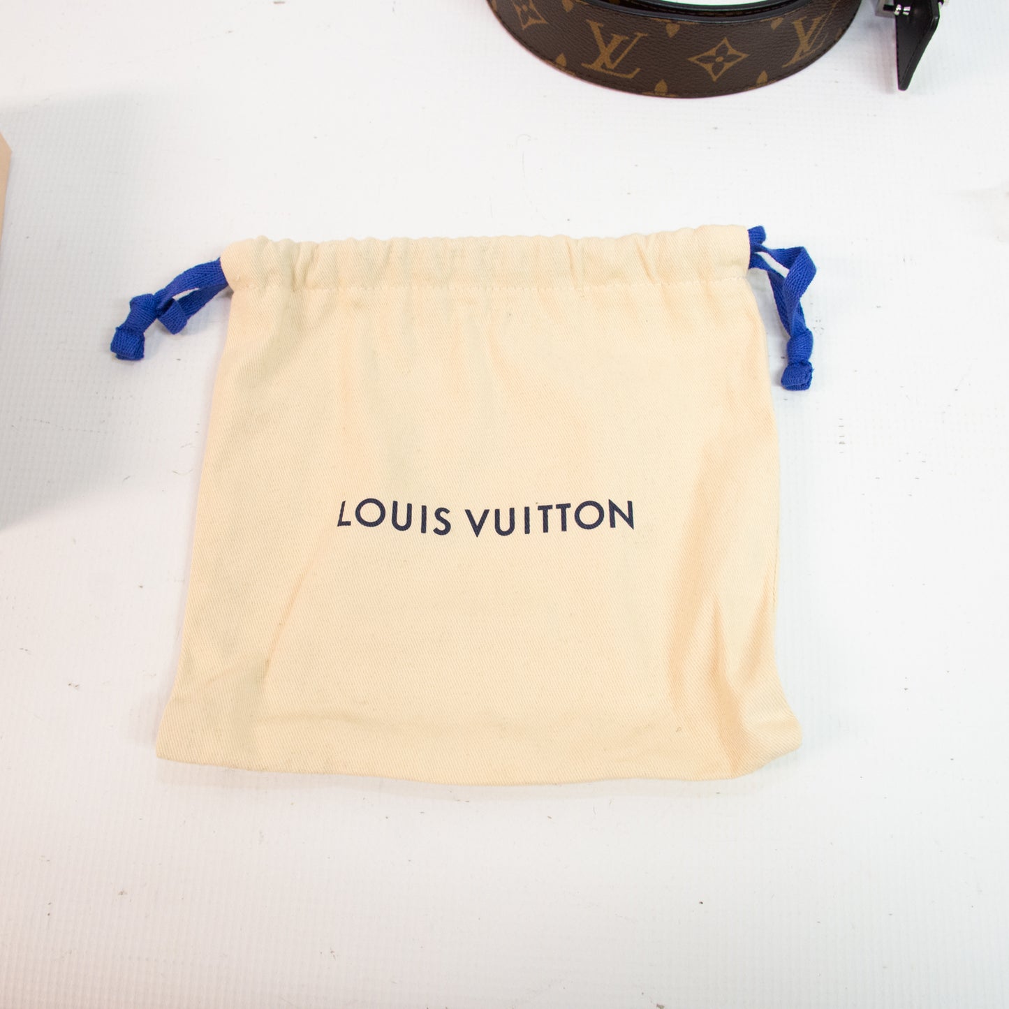 Louis Vuitton 40mm Reversible Monogram Belt 38" - M9821