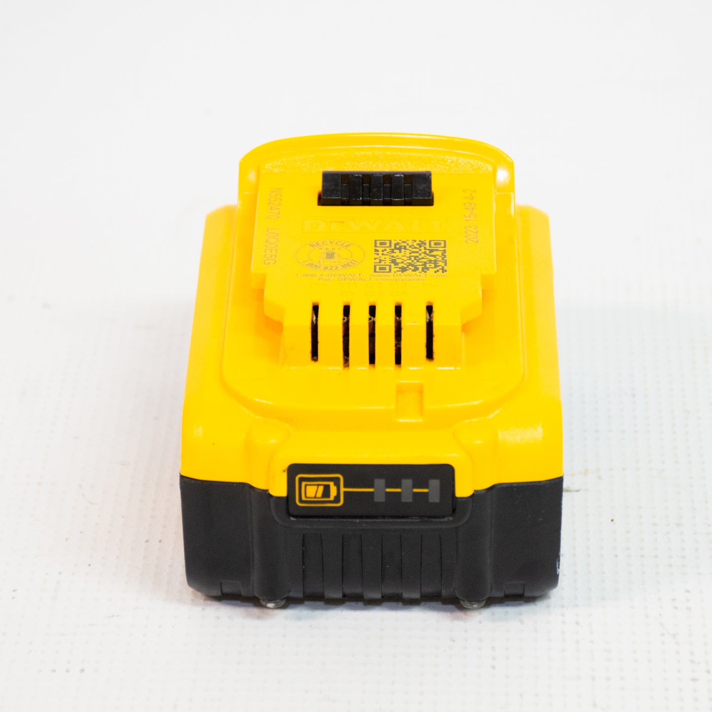 DEWALT DCS574 20V Max Brushless 7-1/4" Circular Saw