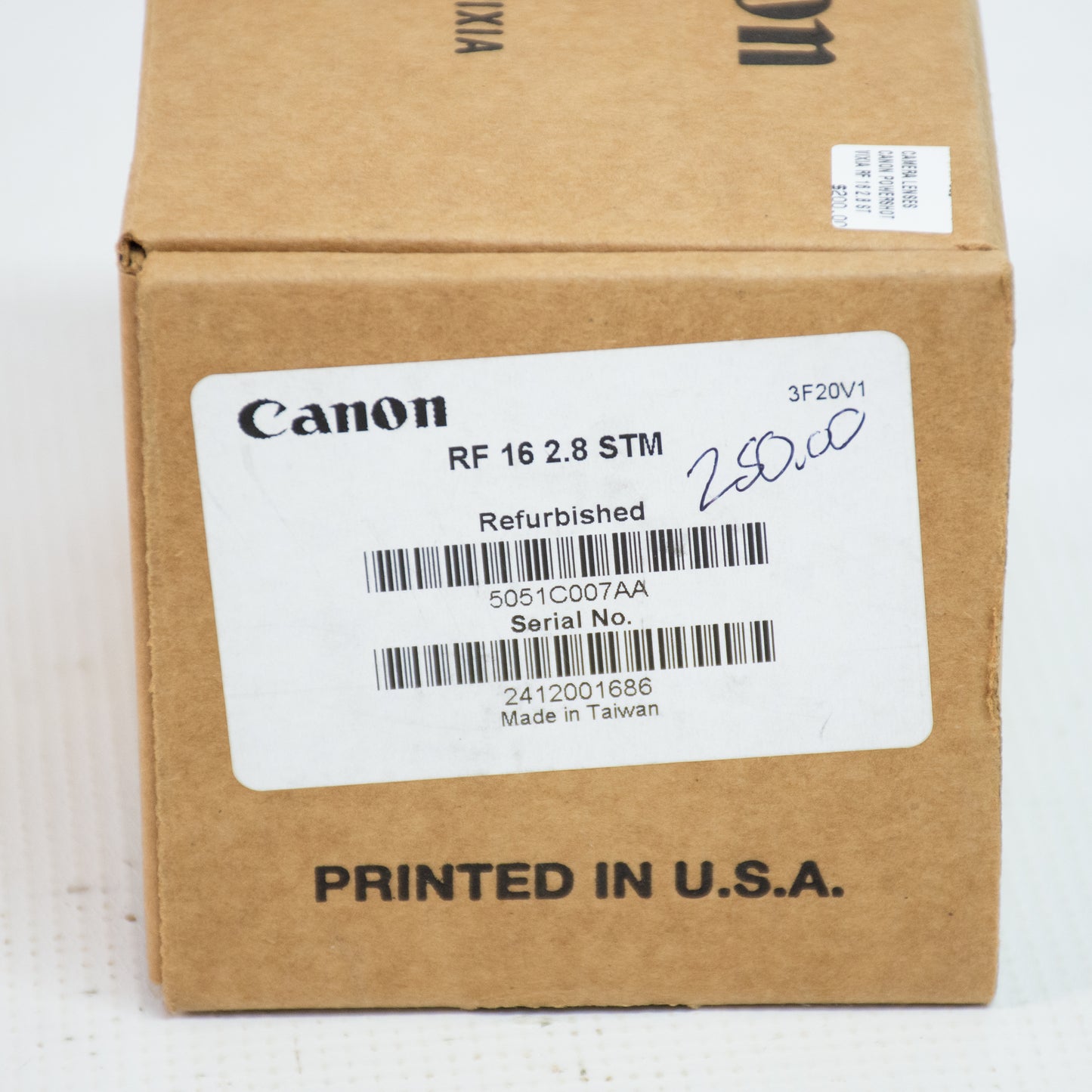 Canon RF16mm F/2.8 Macro IS STM Lens