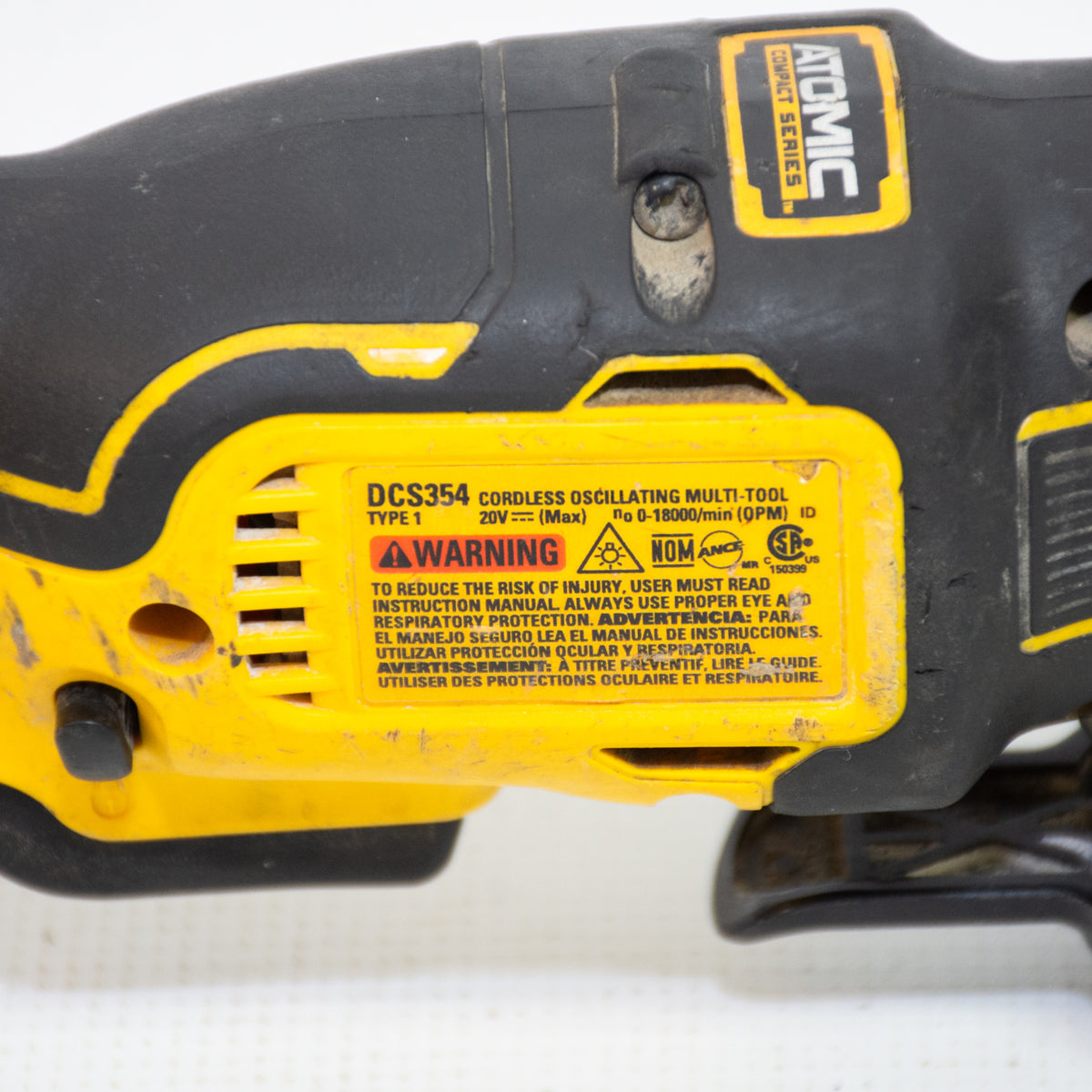 DEWALT DCS354 20V Brushless Cordless Oscillating Multi-Tool