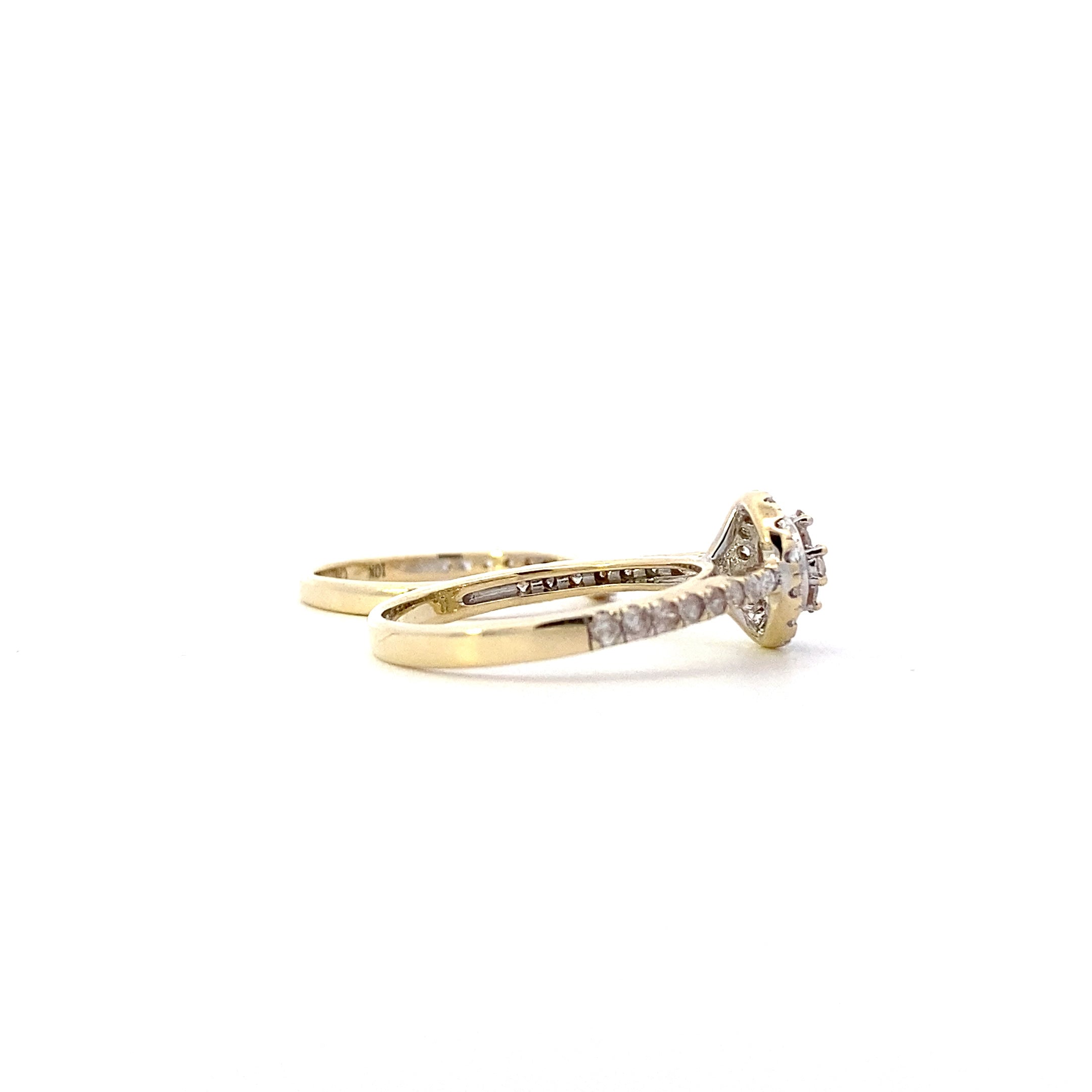 10K Yellow Gold Diamond Engagement & Wedding Ring Set - 0.98ct
