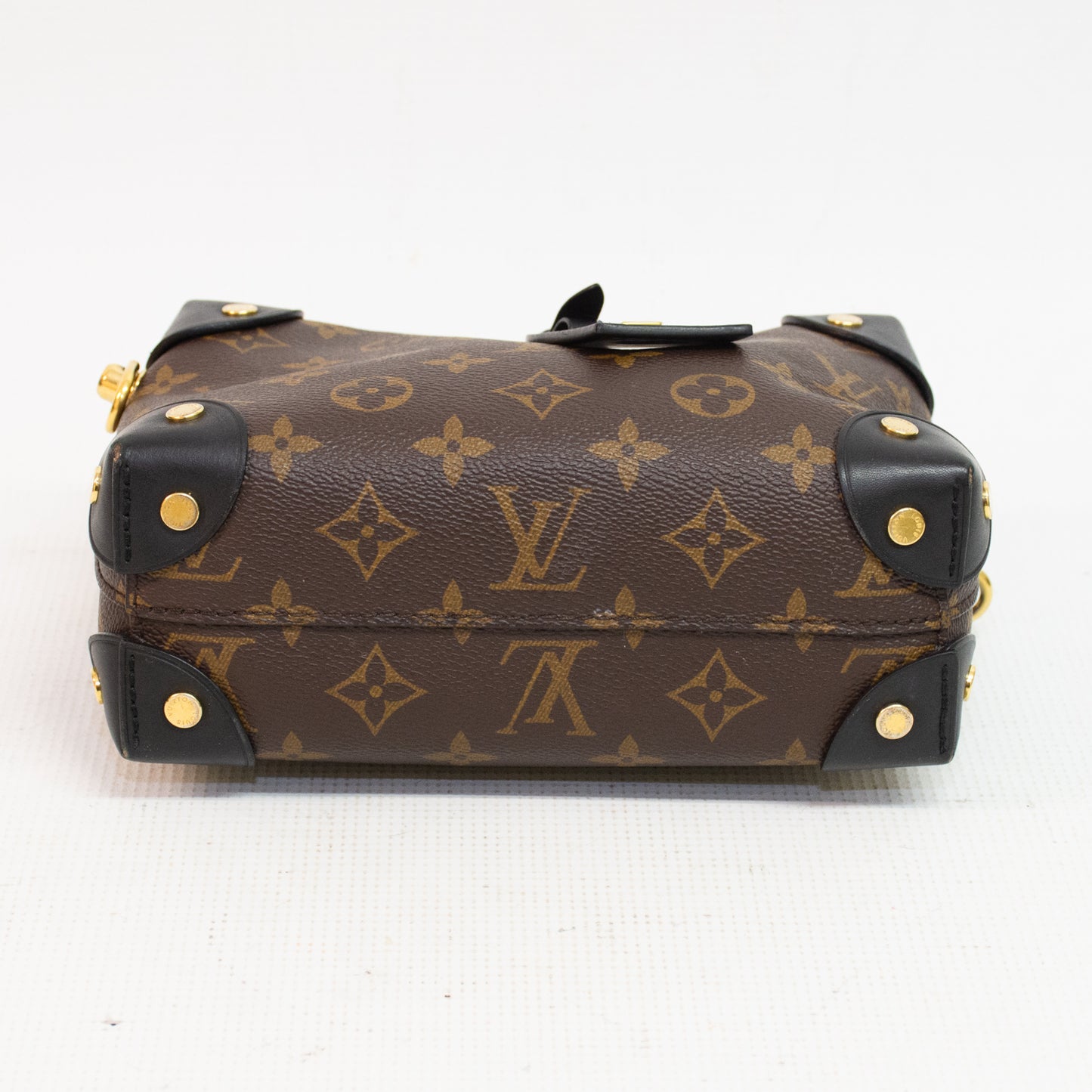 Louis Vuitton Malle Souple Petite Purse