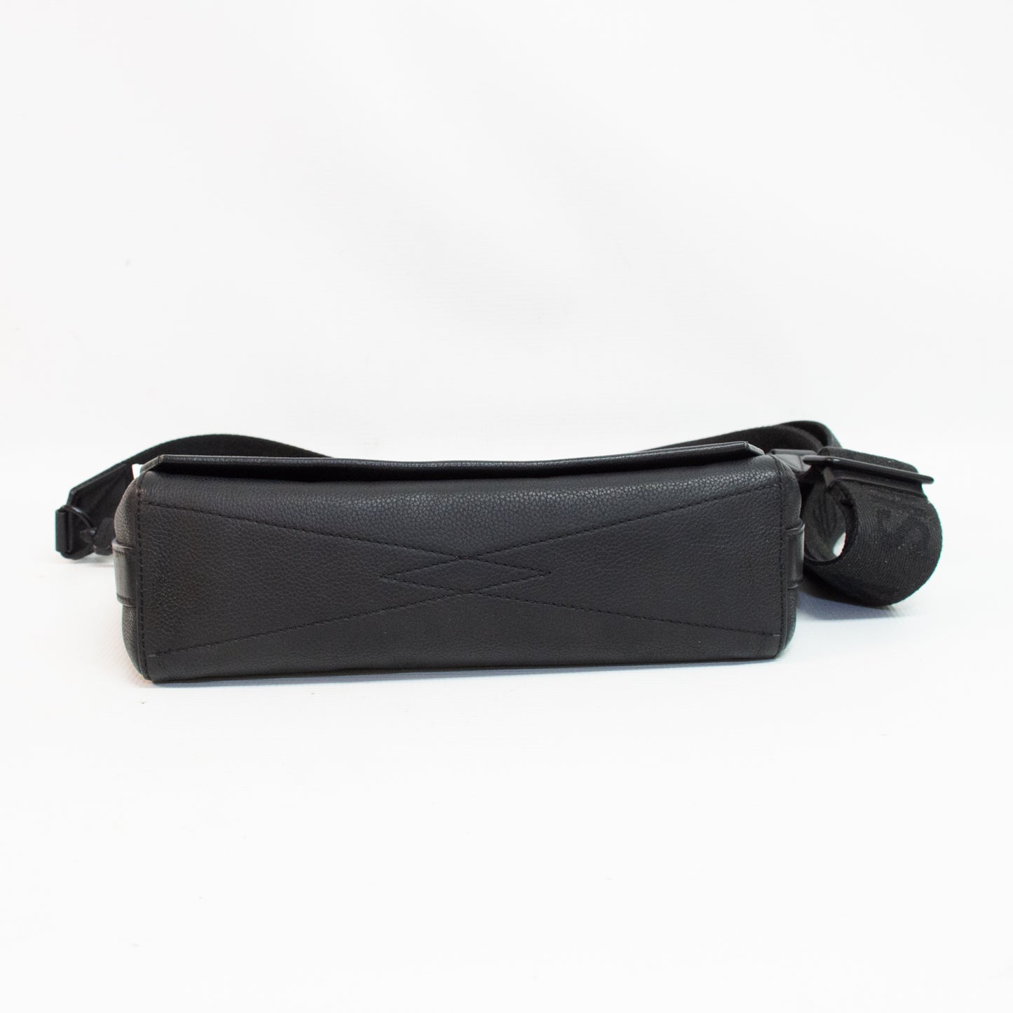 Louis Vuitton Take Off Noir Men's Messenger Bag