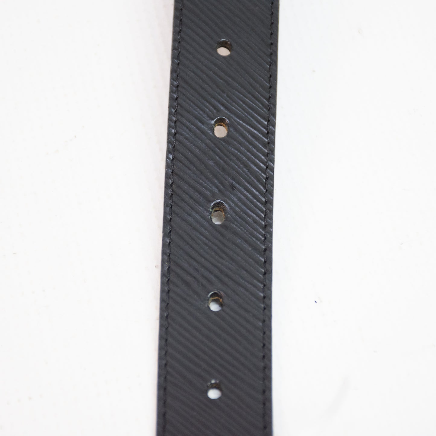 Louis Vuitton BC0137 Ladies LV EPI Twist Gold/Silver Logo Belt