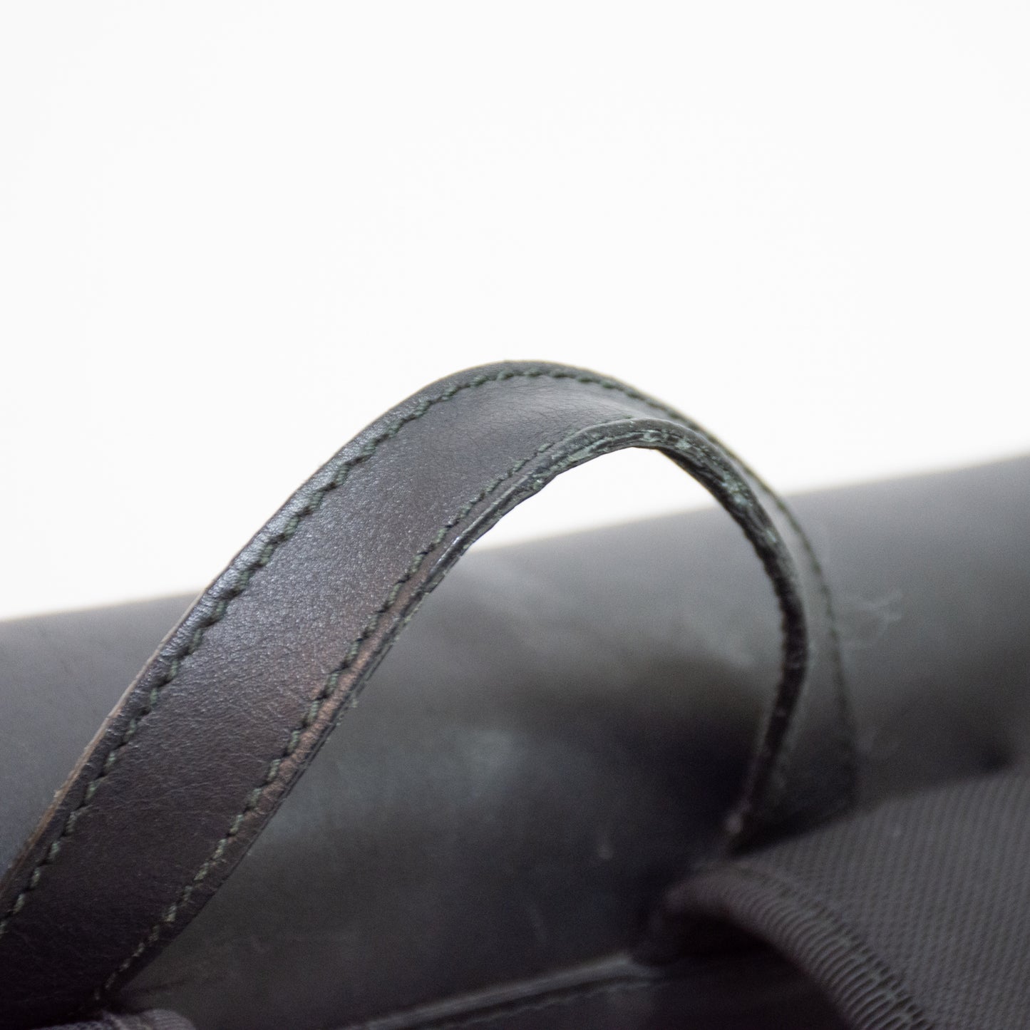 Gucci Supreme Monogram Black/Brown Single Buckle Backpack