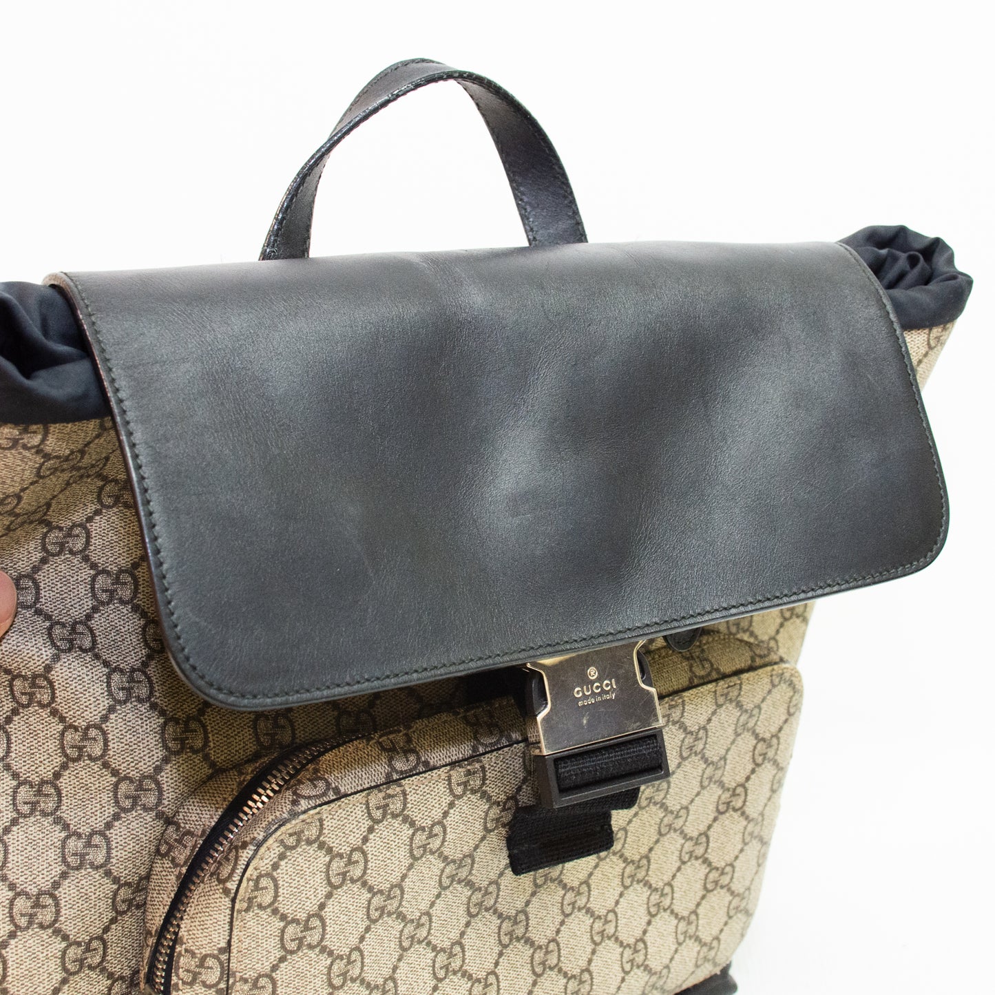 Gucci Supreme Monogram Black/Brown Single Buckle Backpack