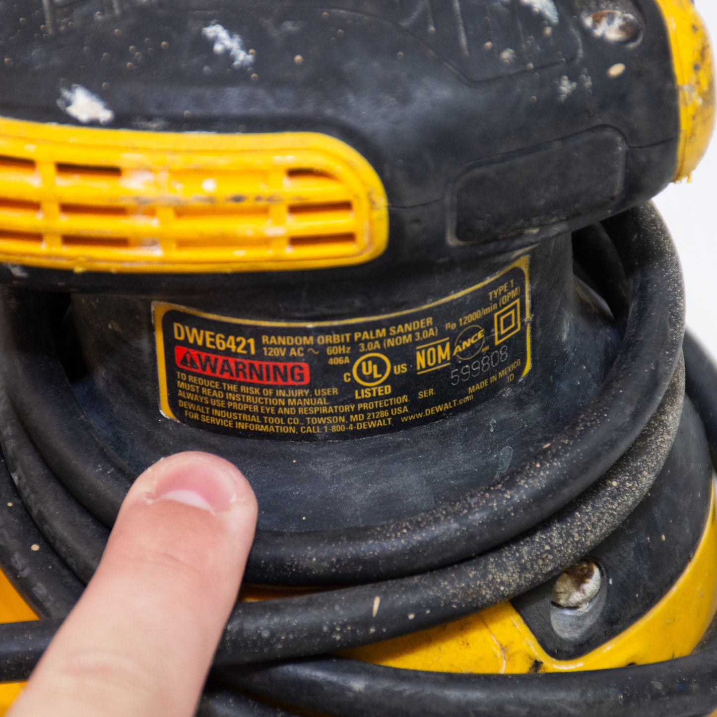 DEWALT DWE6421 Random Orbit Palm Sander