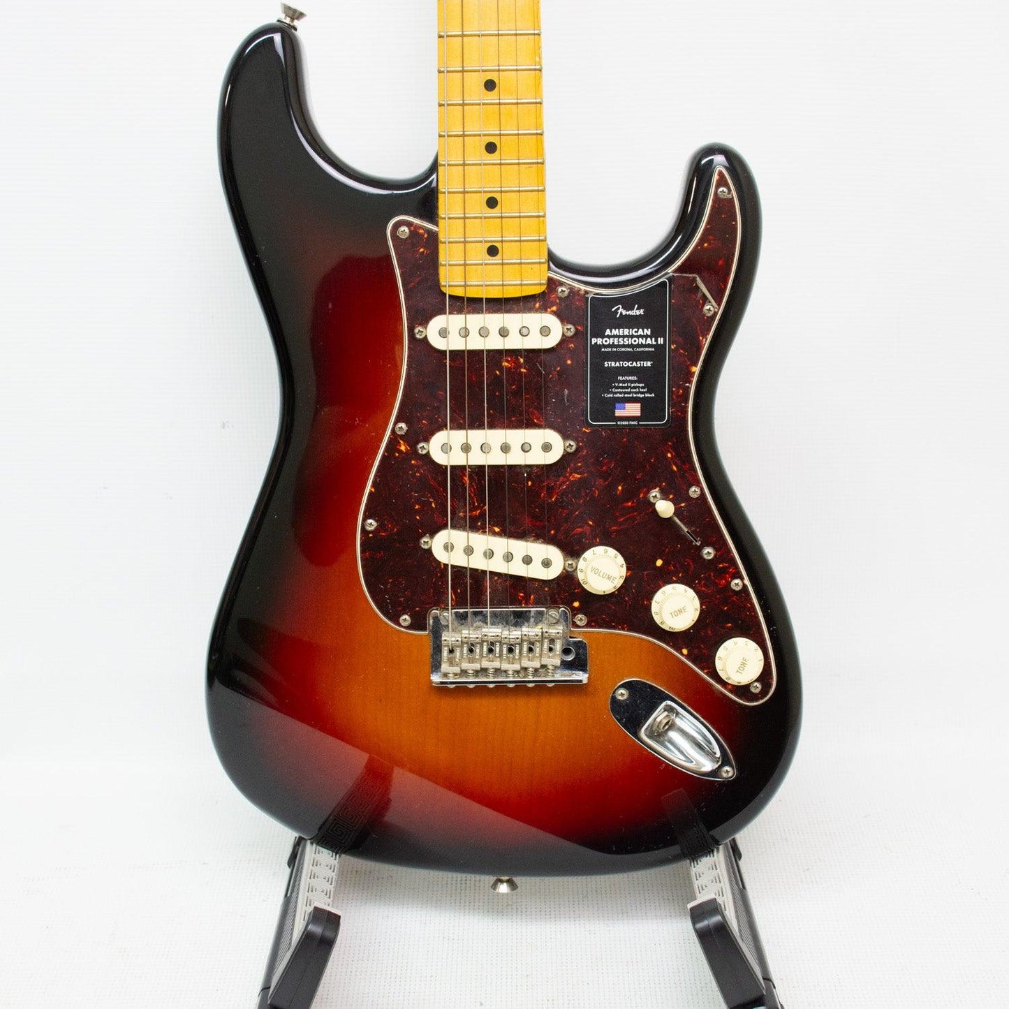 Fender American Professional II Stratocaster w/ Rosewood Fretboard - Sunburst