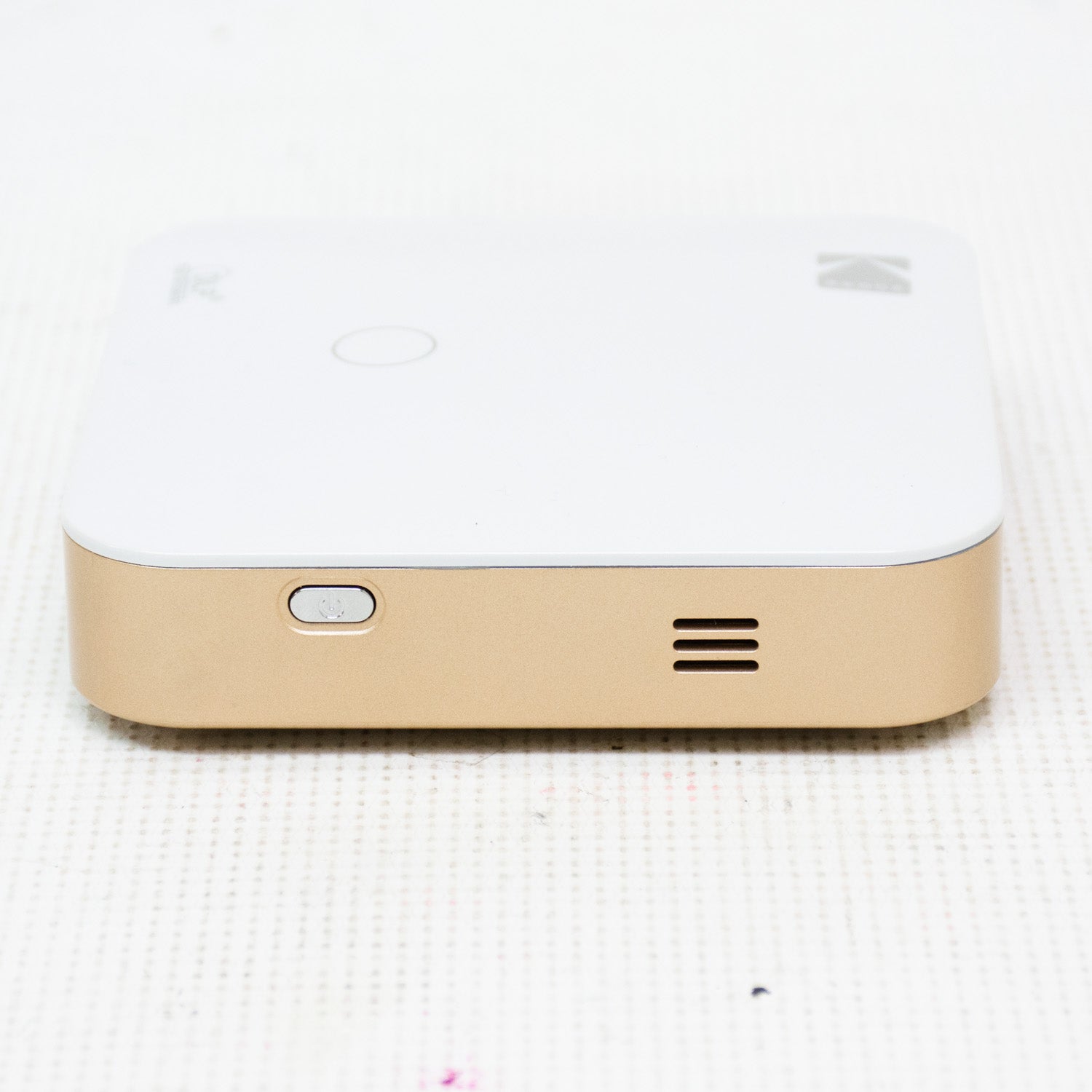 Kodak Luma 350 Portable Smart Projector - White/Gold