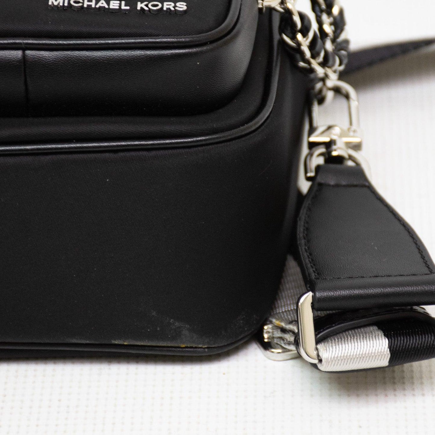 Michael Kors Elliot Utility Crossbody Camera Bag- 30T2S5EM8C