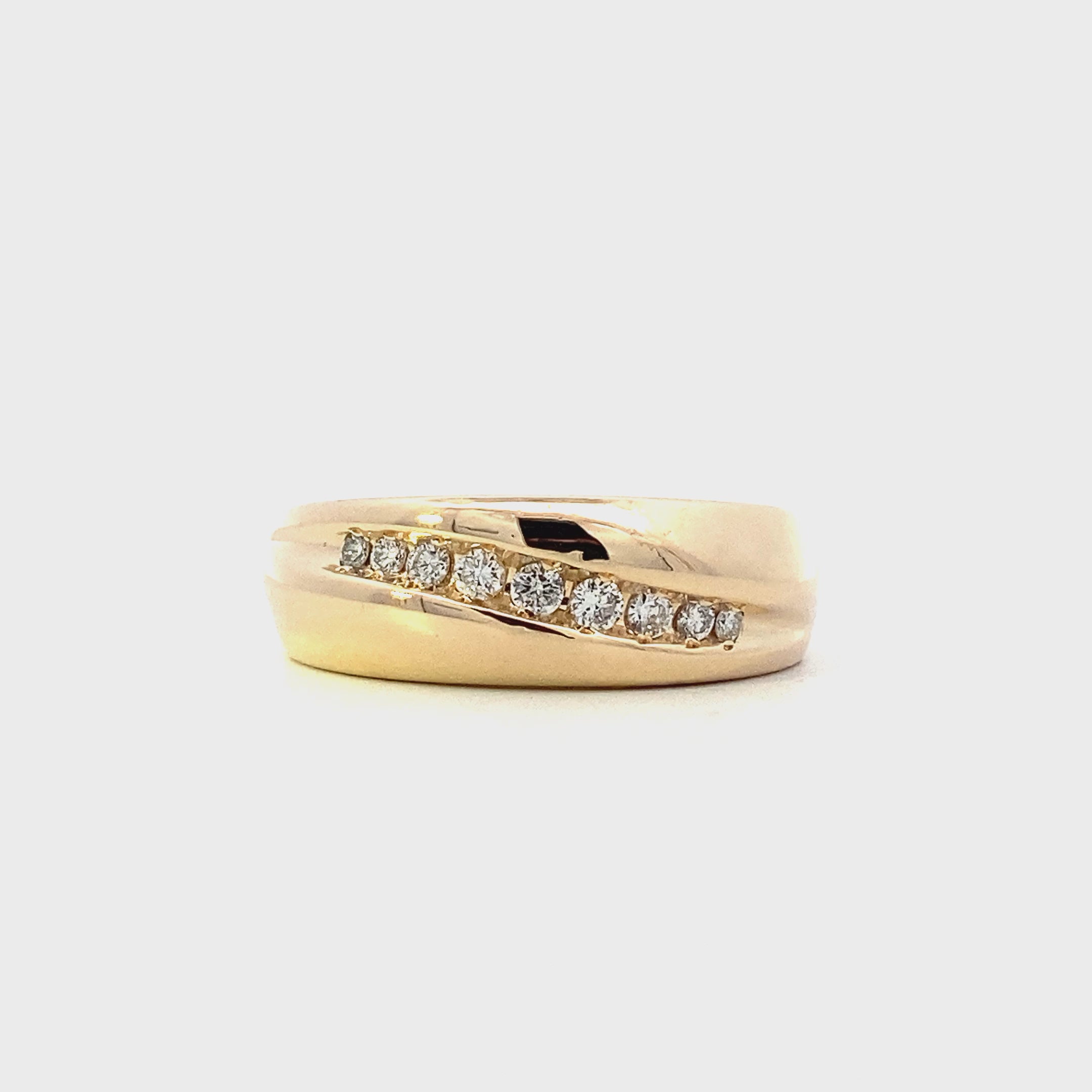 14K Yellow Gold Men's Diamond Ring - 0.19ct