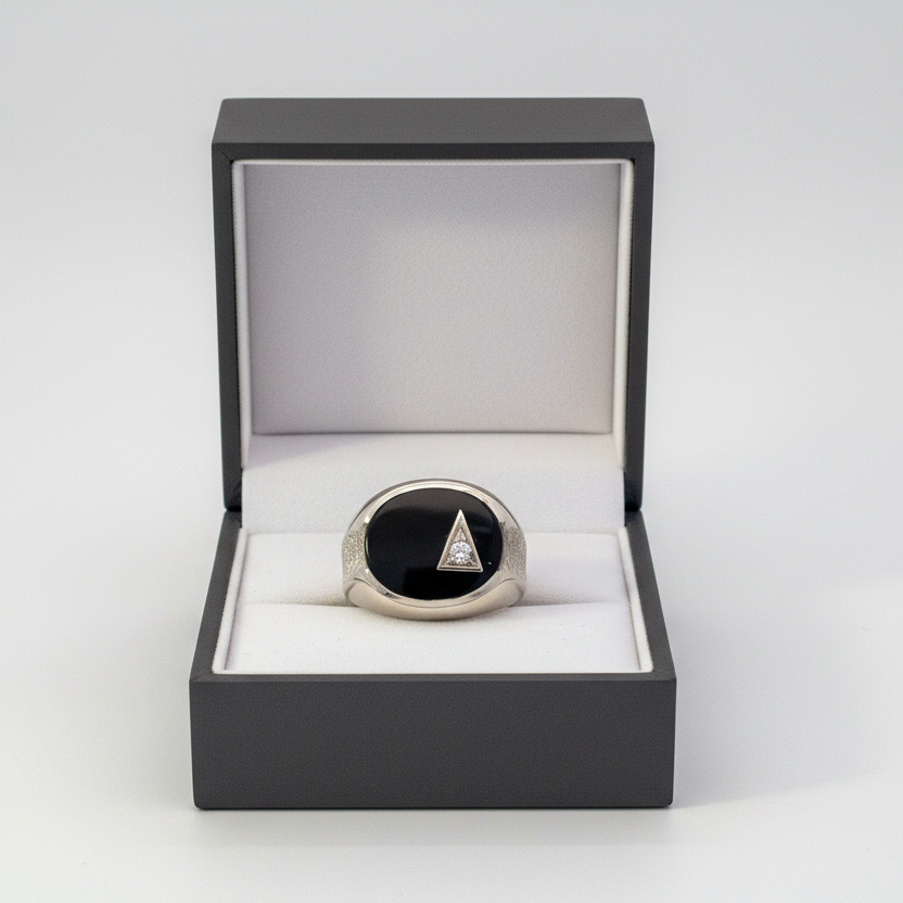 14K White Gold Onyx Men's Diamond Ring - 0.05ct