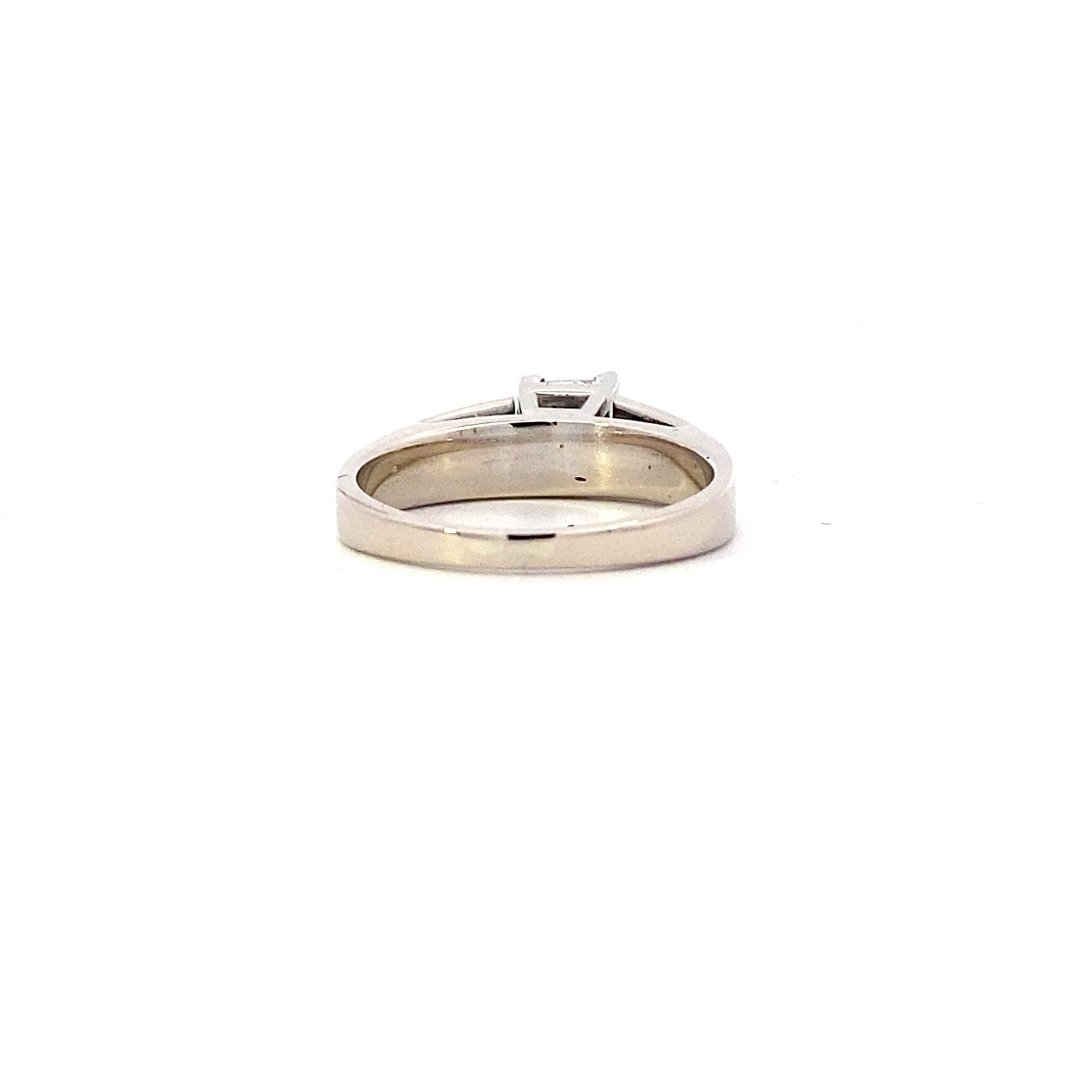 14K White Gold Women's Diamond Solitaire Ring - 0.70ct - ipawnishop.com