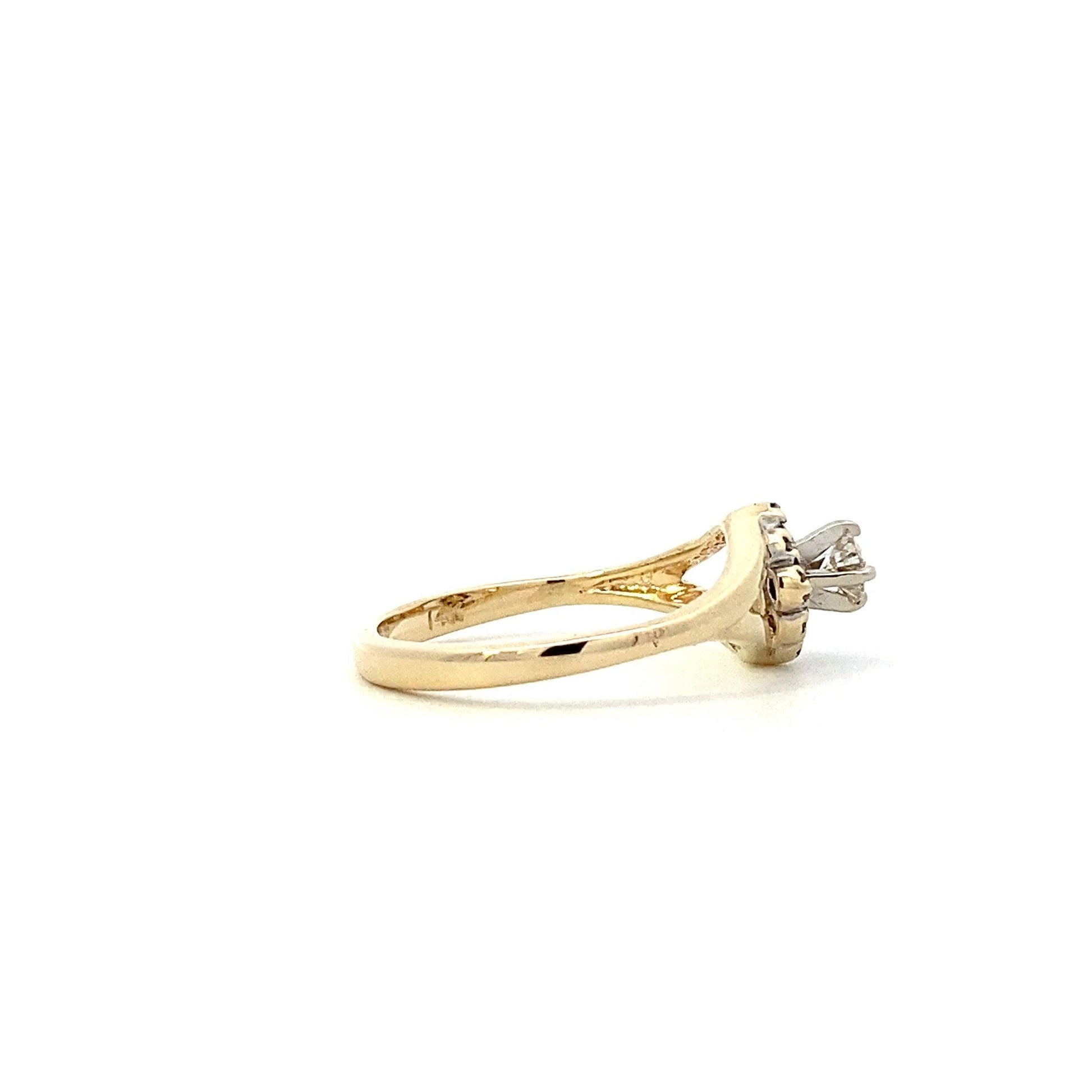 Anillo de Diamantes para Mujer en Oro Amarillo y Blanco de 14K - 0.26ct - ipawnishop.com