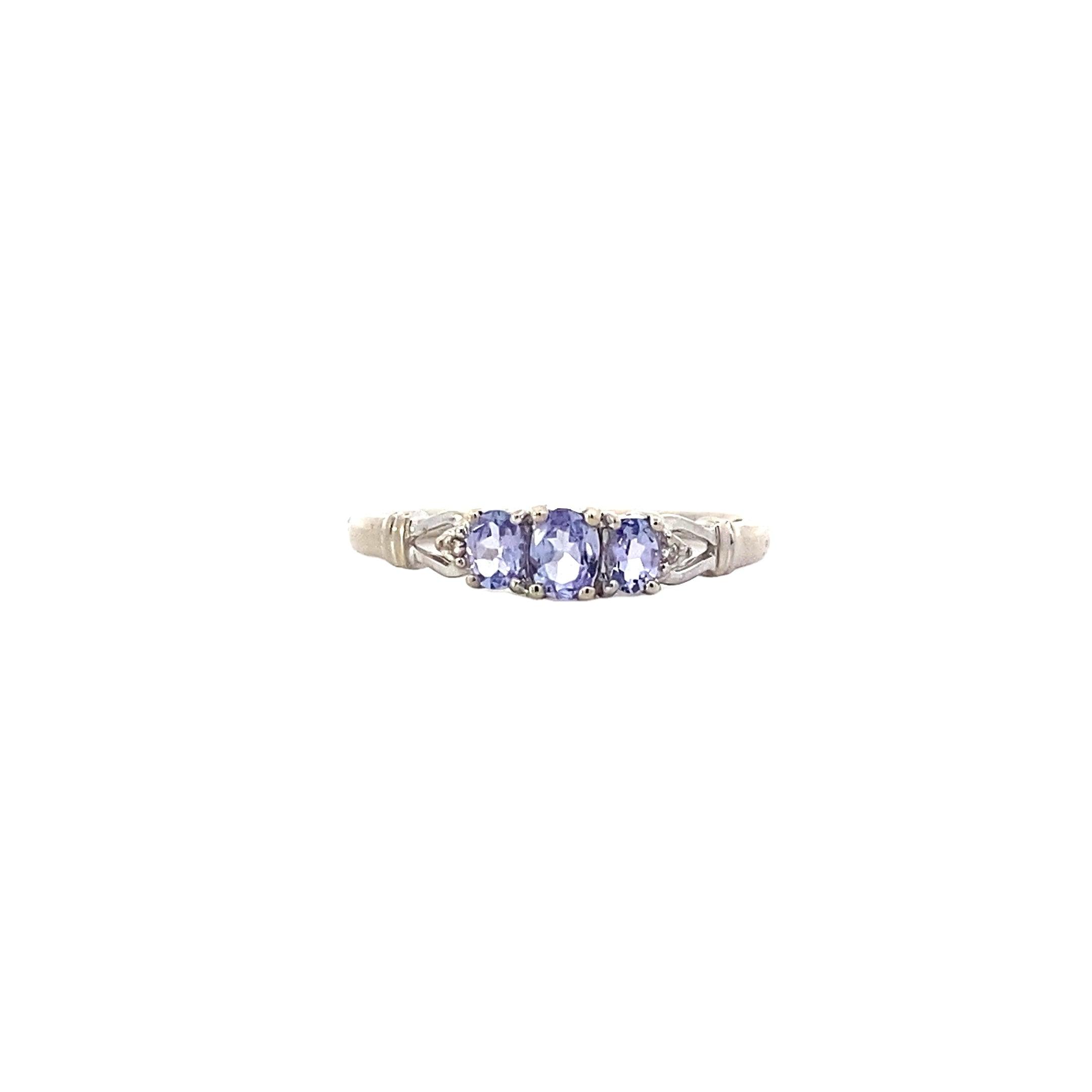 14K White Gold Diamond & Tanzanite Women's Ring - 0.05ct