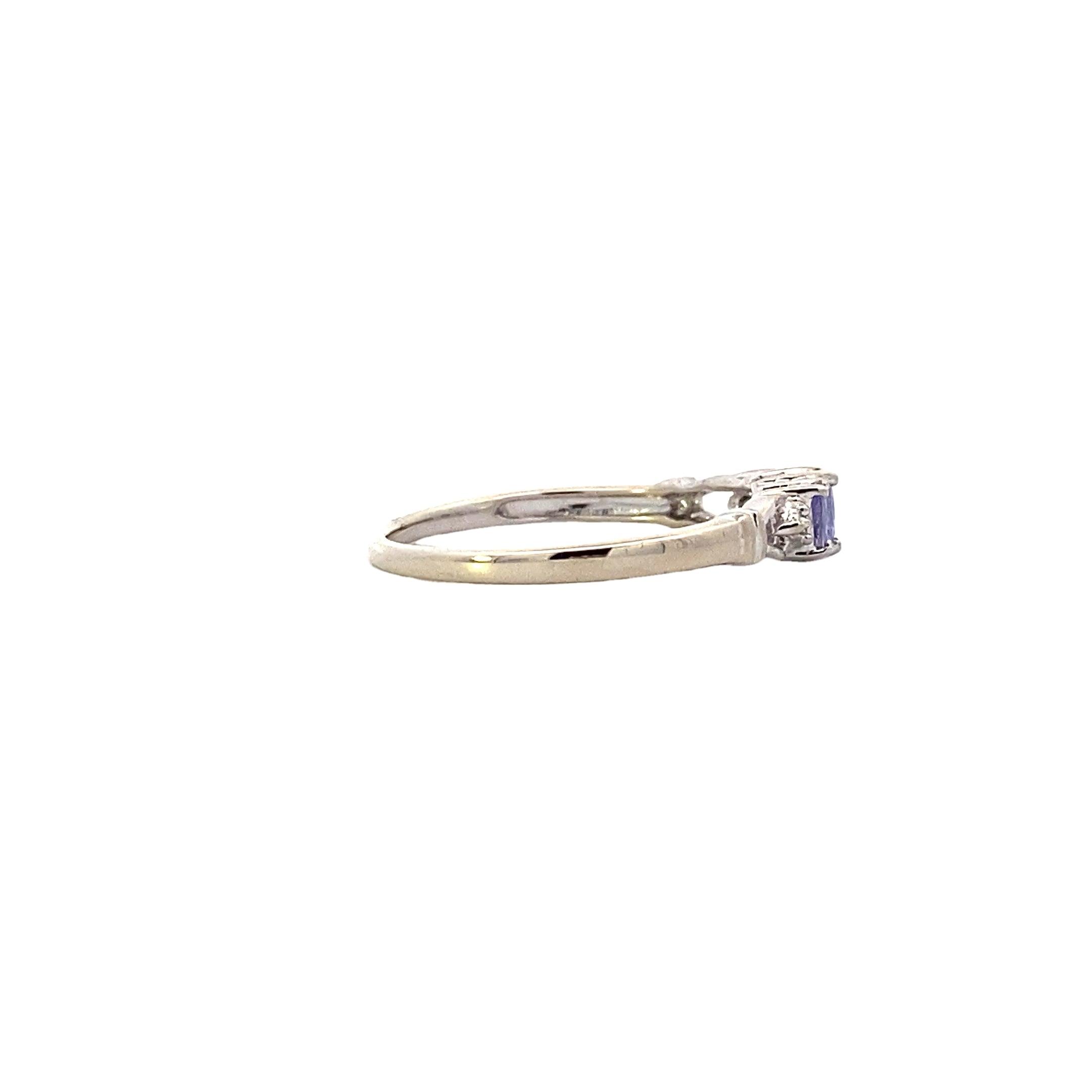 14K White Gold Diamond & Tanzanite Women's Ring - 0.05ct