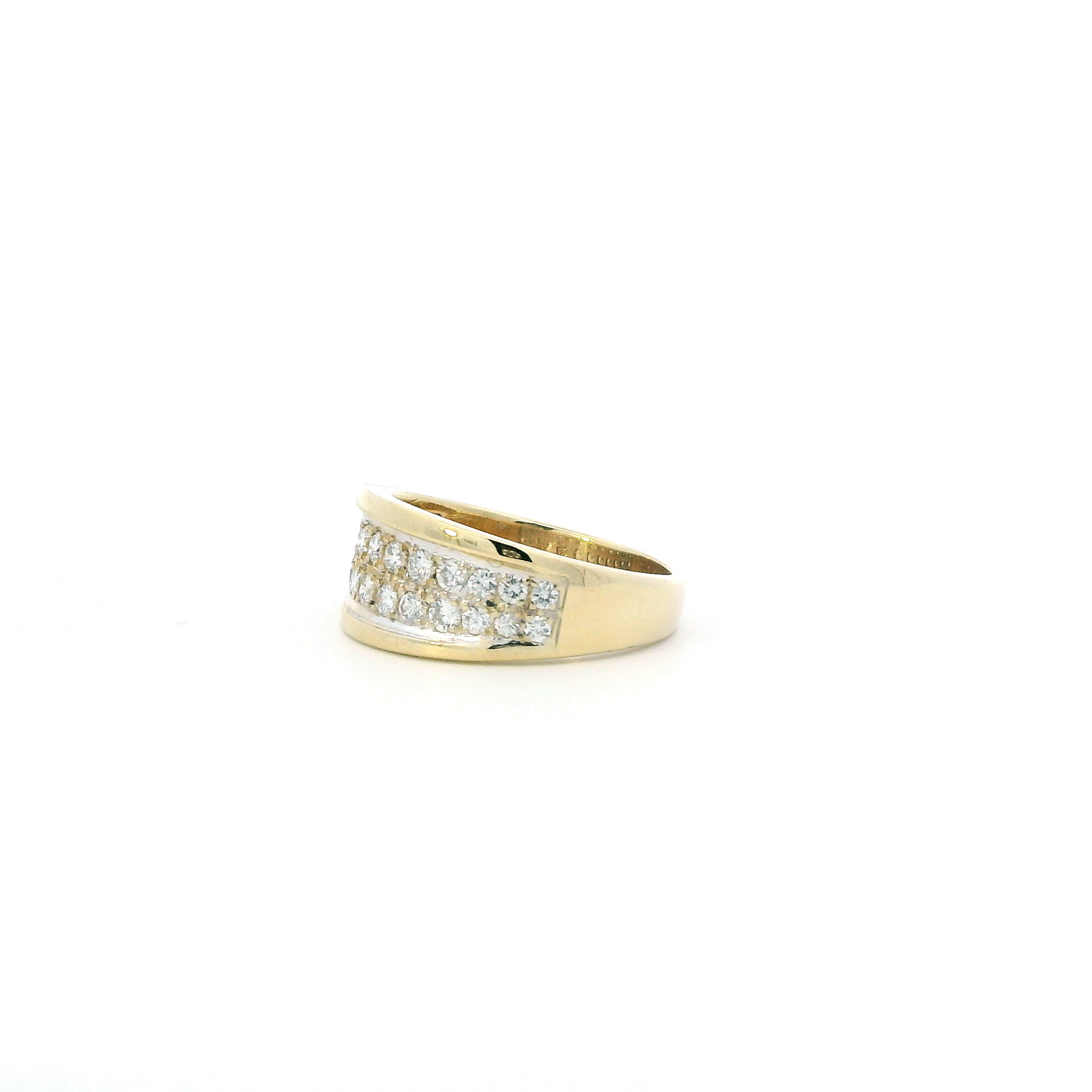 14K Yellow Gold Diamond Ring - 0.77ct