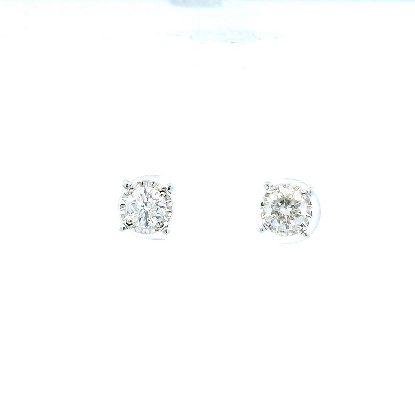 10K White Gold Diamond Stud Earrings - 0.93ct
