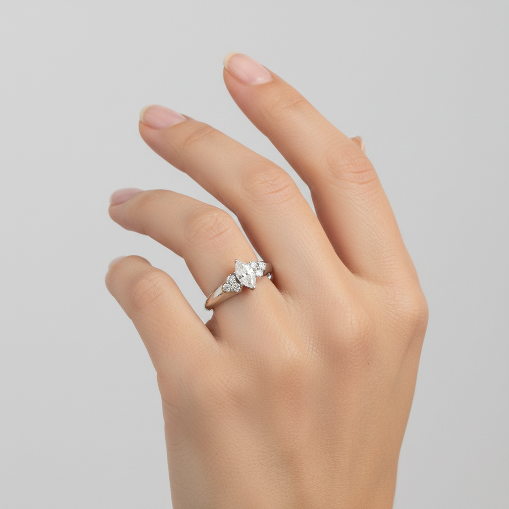 14K White Gold Diamond Ring - 0.76ct