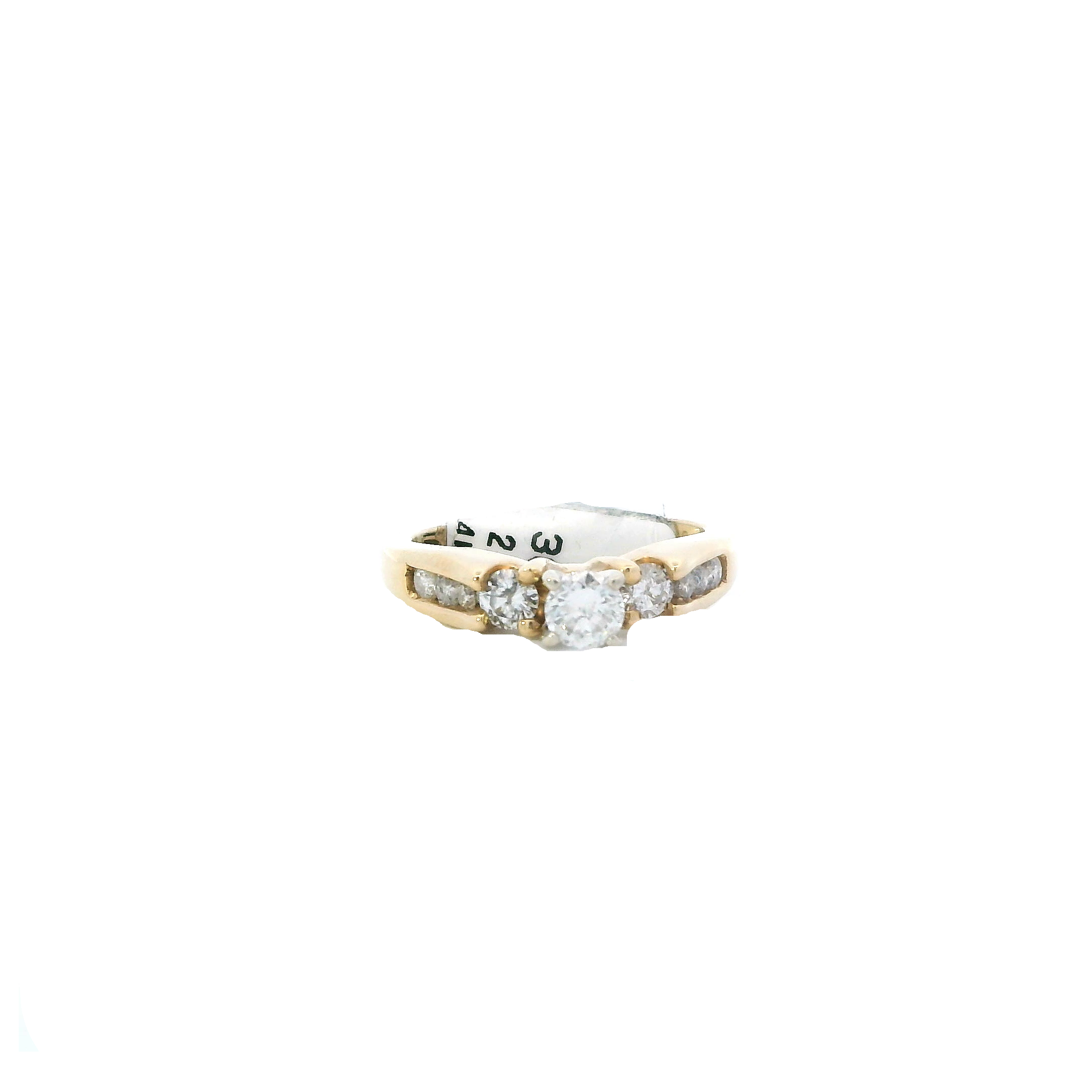 14K Yellow Gold Diamond Ring - 0.64ct