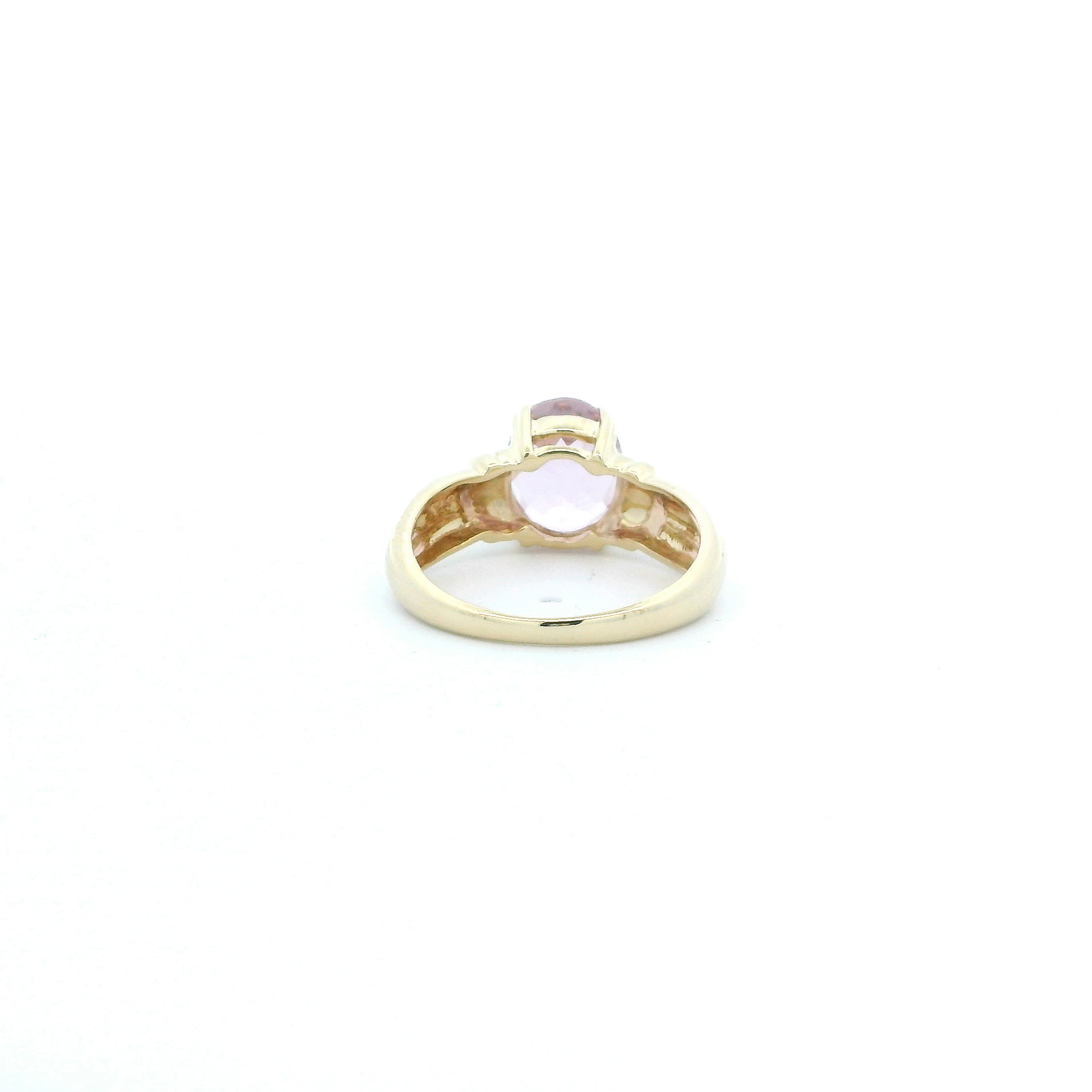 14K Yellow Gold Oval Amethyst Womens Ring