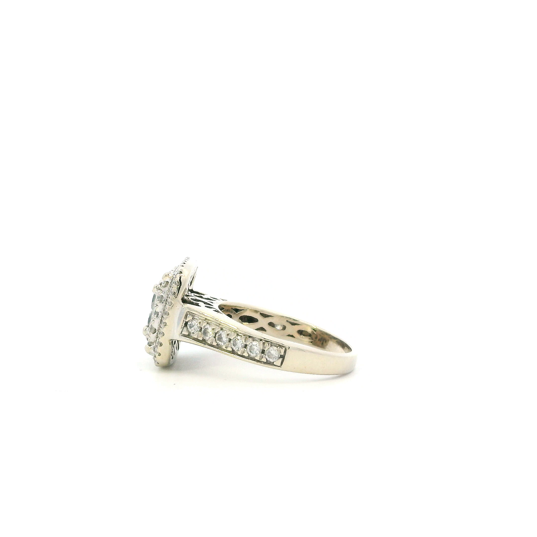 14K White Gold Diamond Womens Ring - 0.97ct