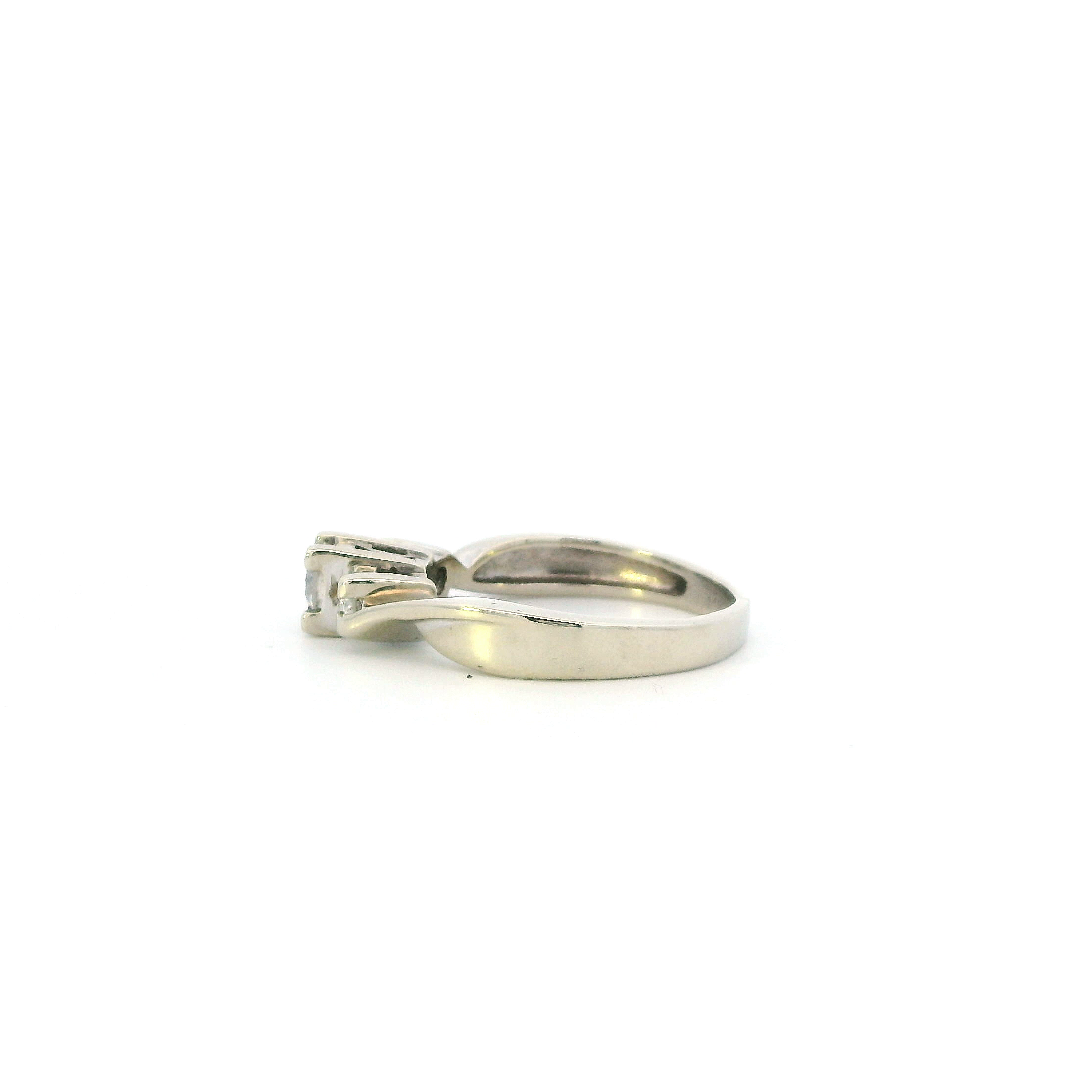 14K White Gold Diamond Womens Ring - 0.29ct