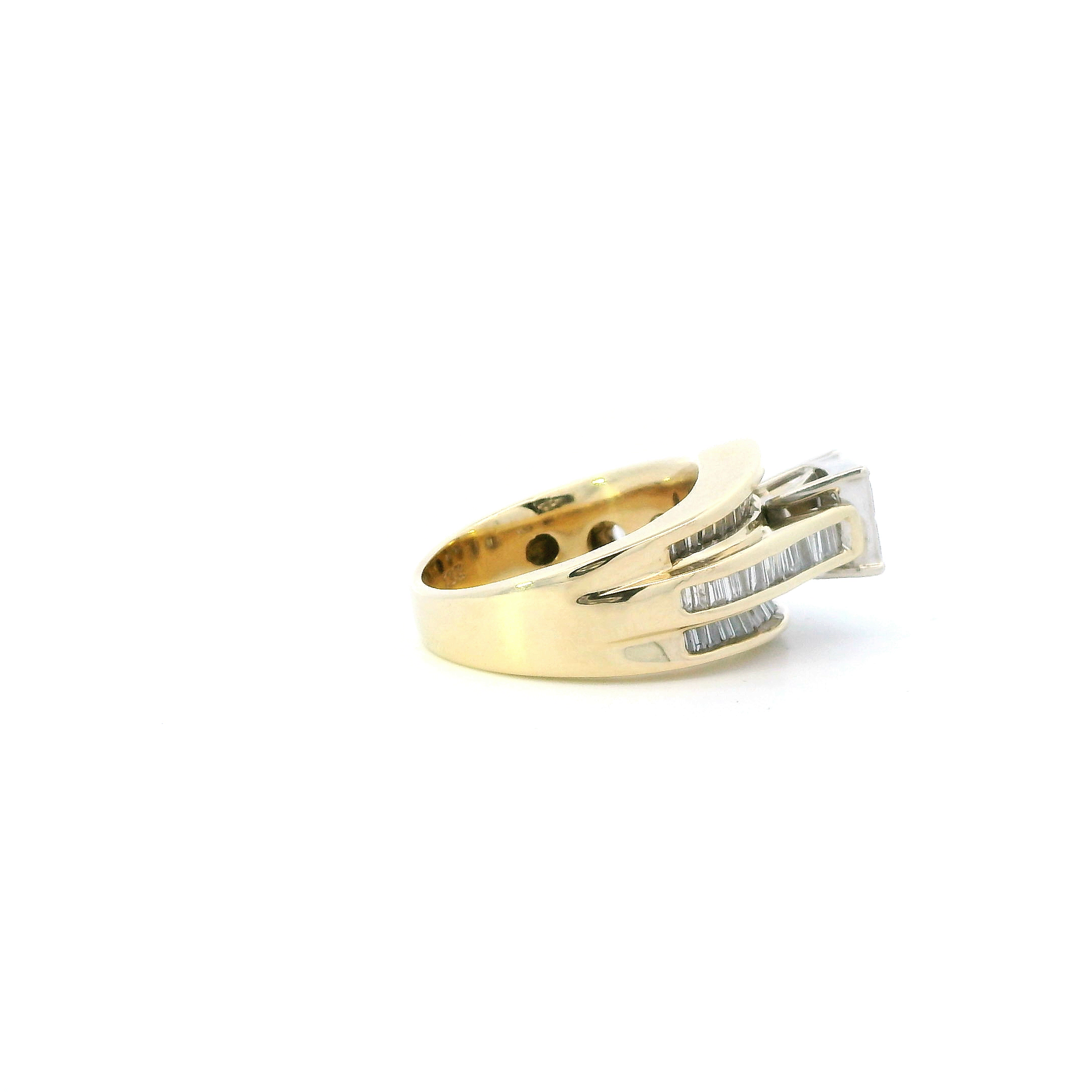 14K Yellow Gold Diamond Ring - 0.60ct