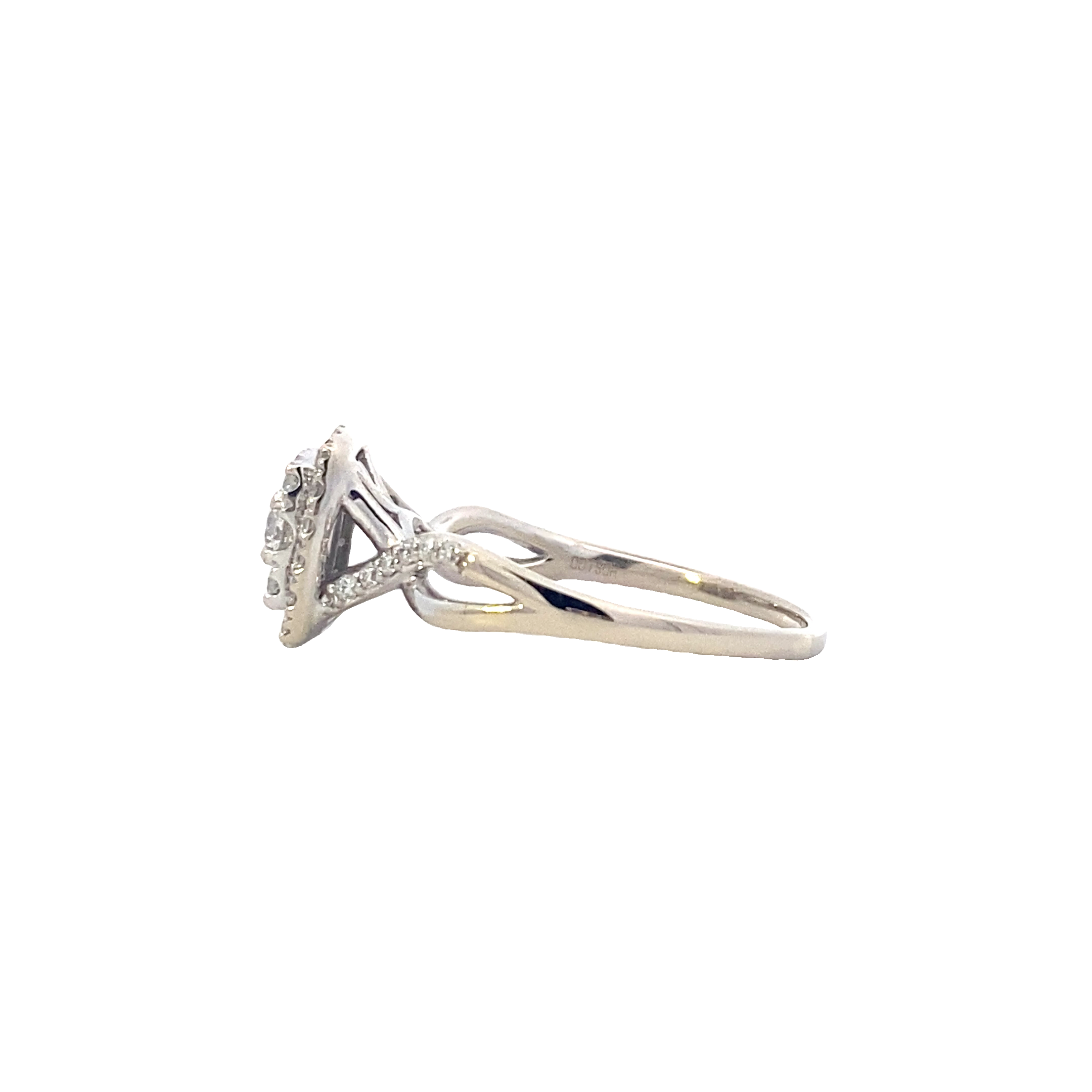 14K White Gold Diamond Women's Ring - 0.73ct
