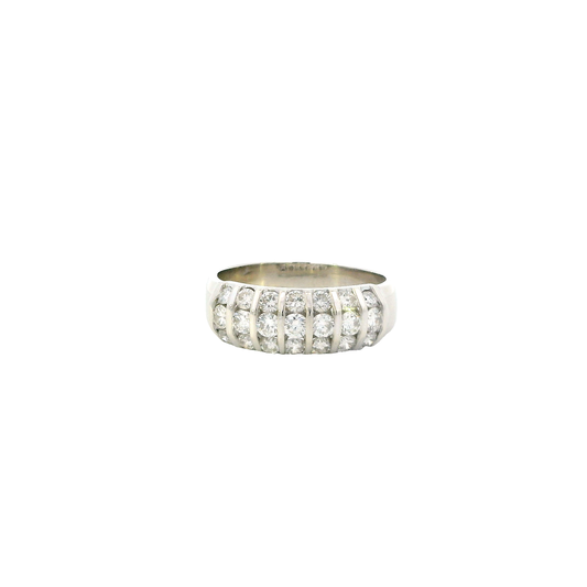14K White Gold Diamond Ring - 0.91ct