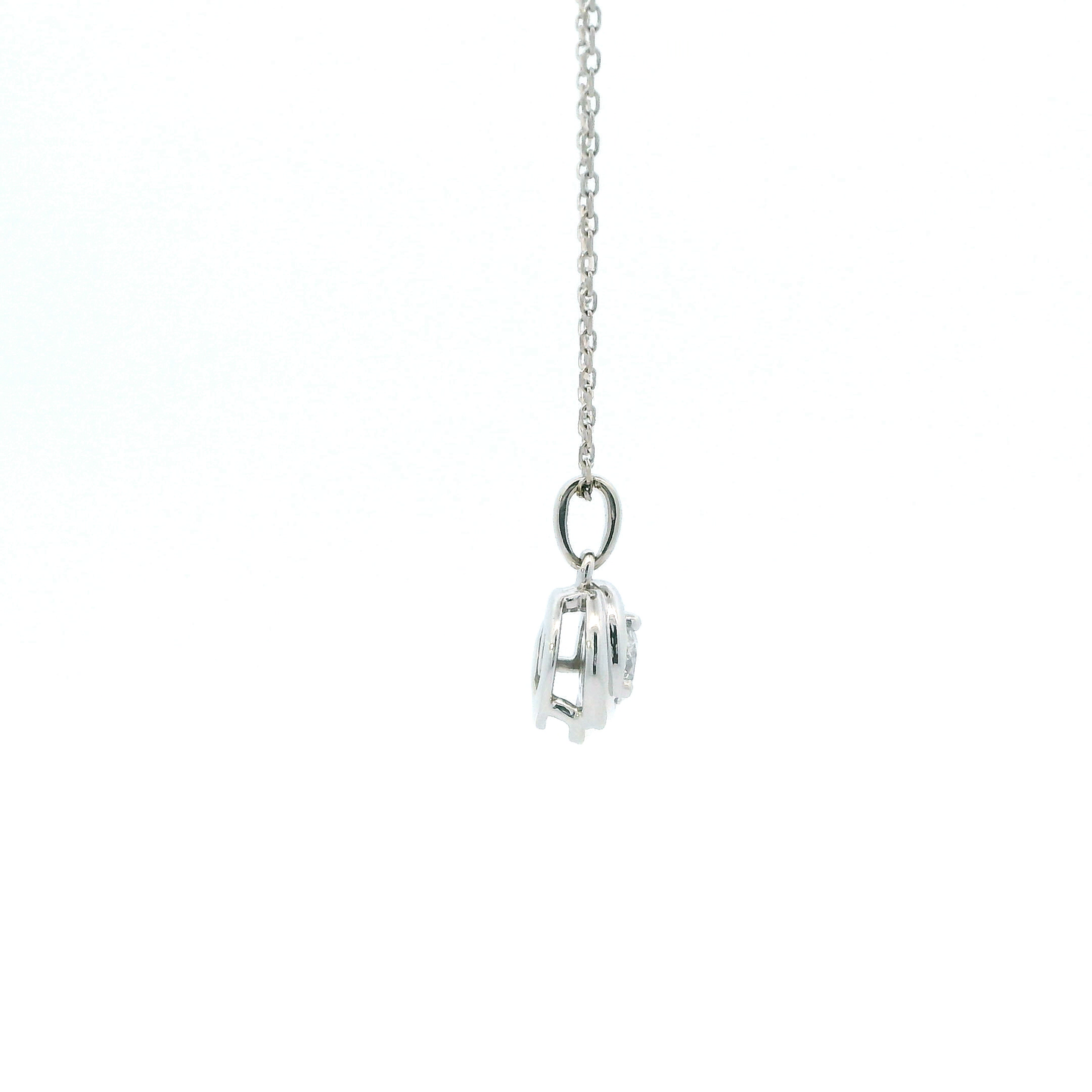 10K White Gold Diamond Circle Pendant & Chain Set - 0.41ct