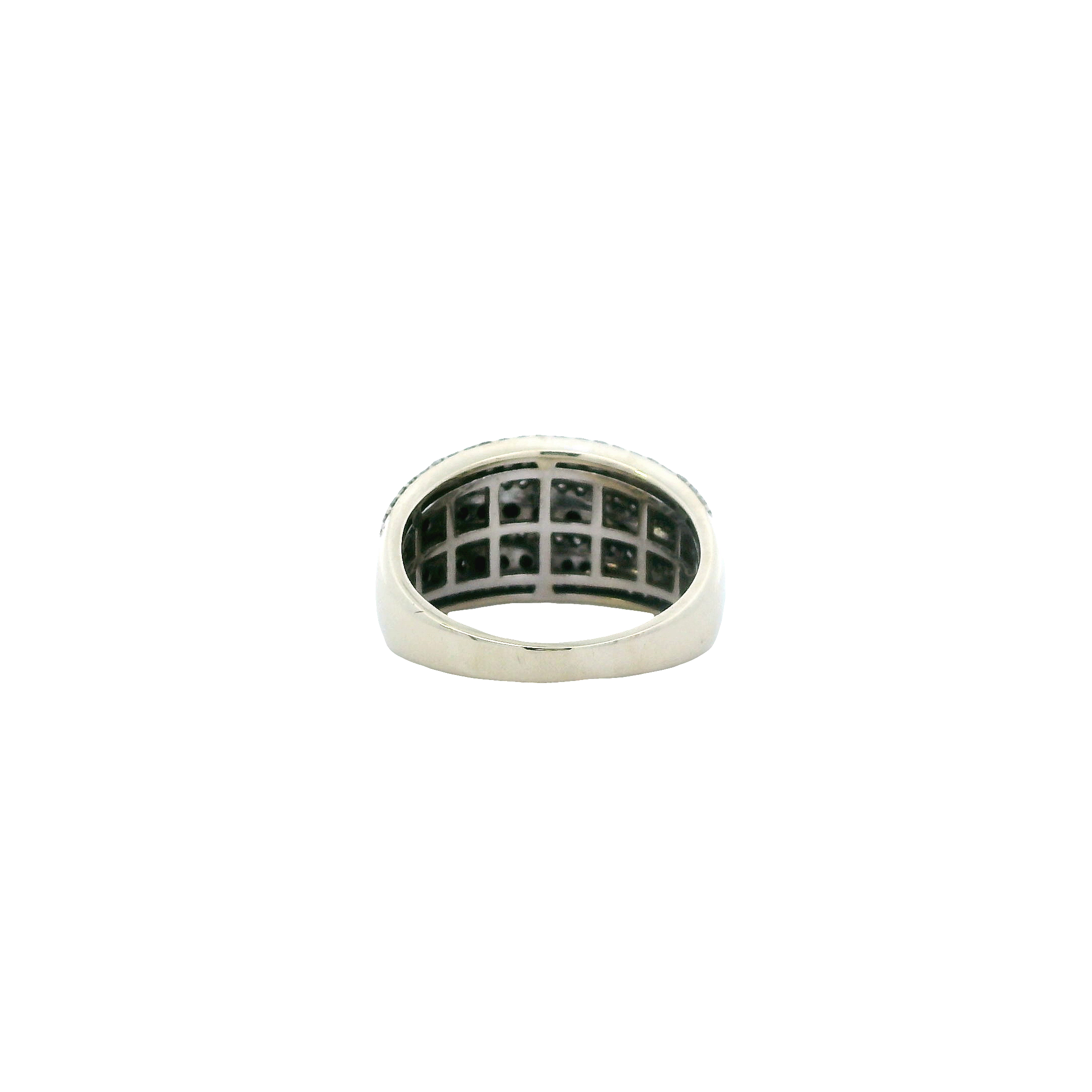 10K White Gold Diamond Ring - 0.56ct