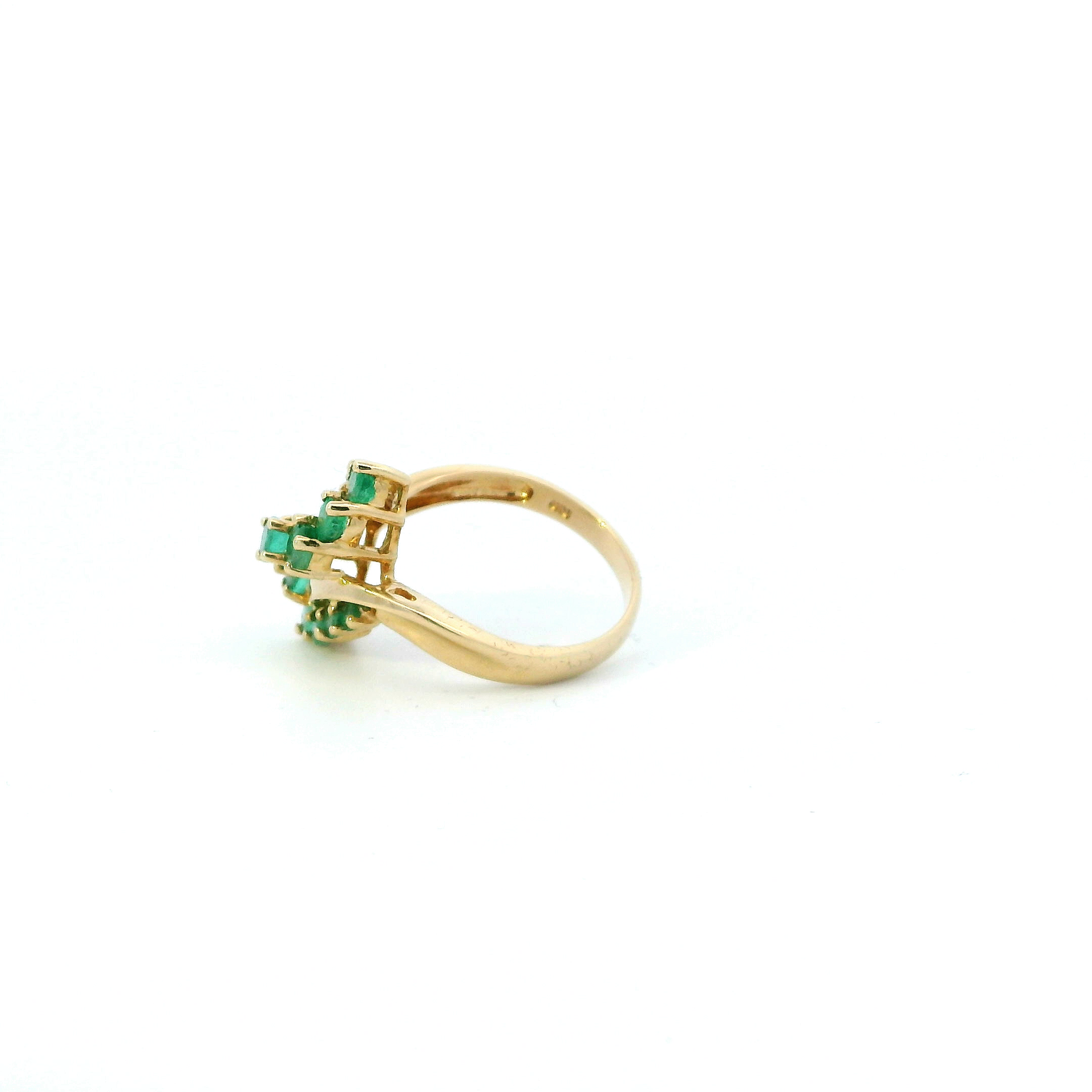 10K Yellow Gold Emerald Womens Ring