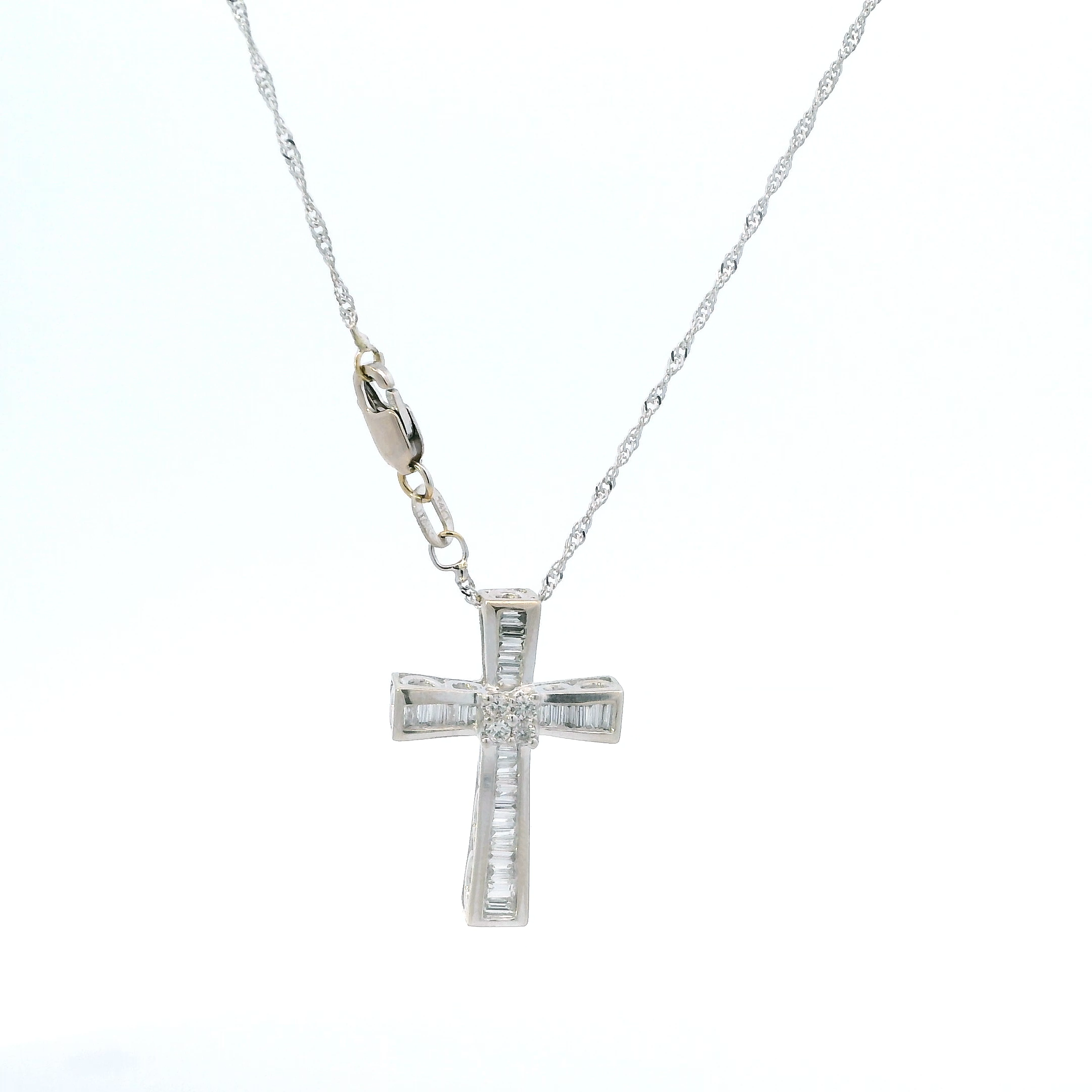 14K White Gold Diamond Cross Pendant & 20
